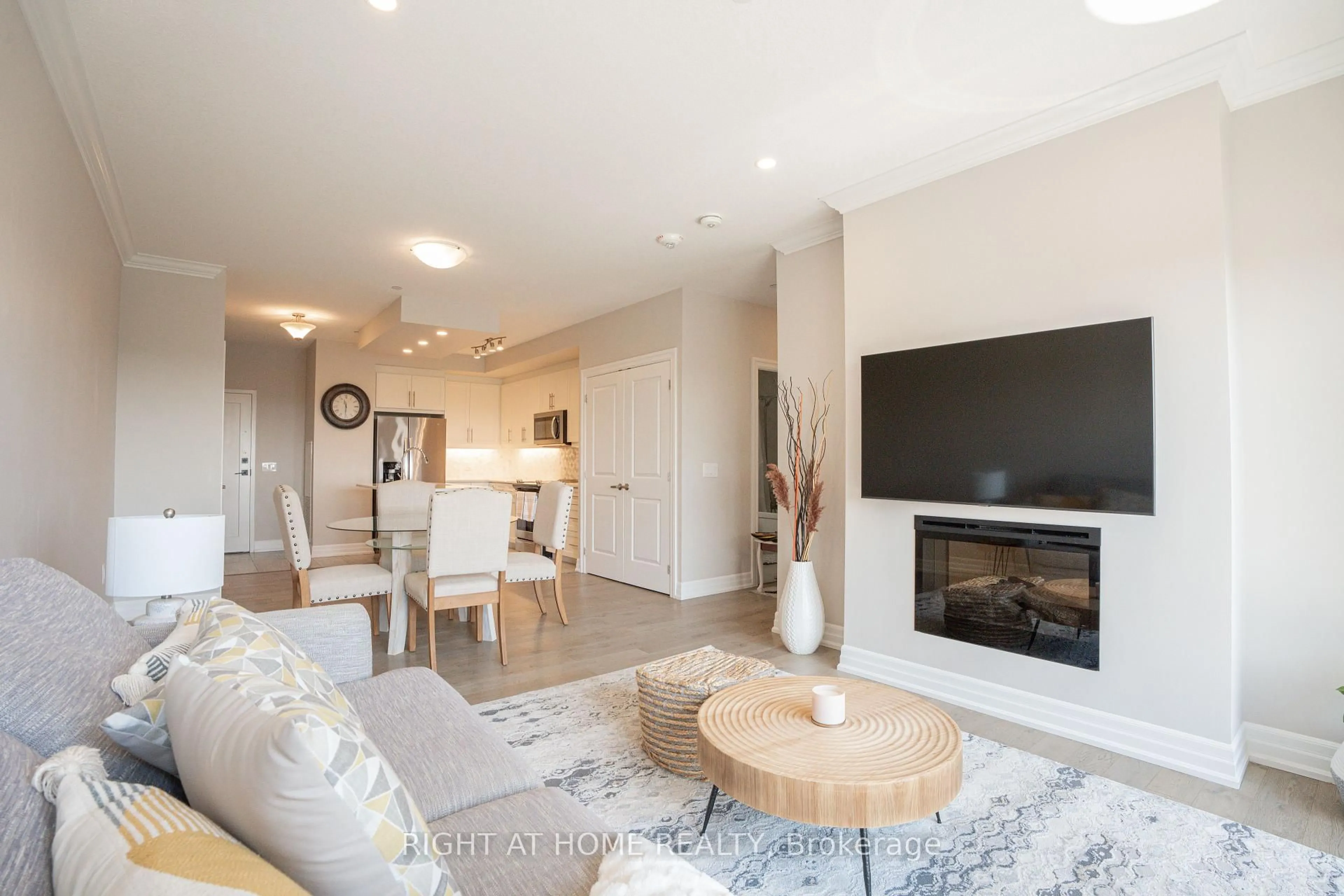 Living room with furniture, unknown for 1878 Gordon St #812, Guelph Ontario N1L 0P4