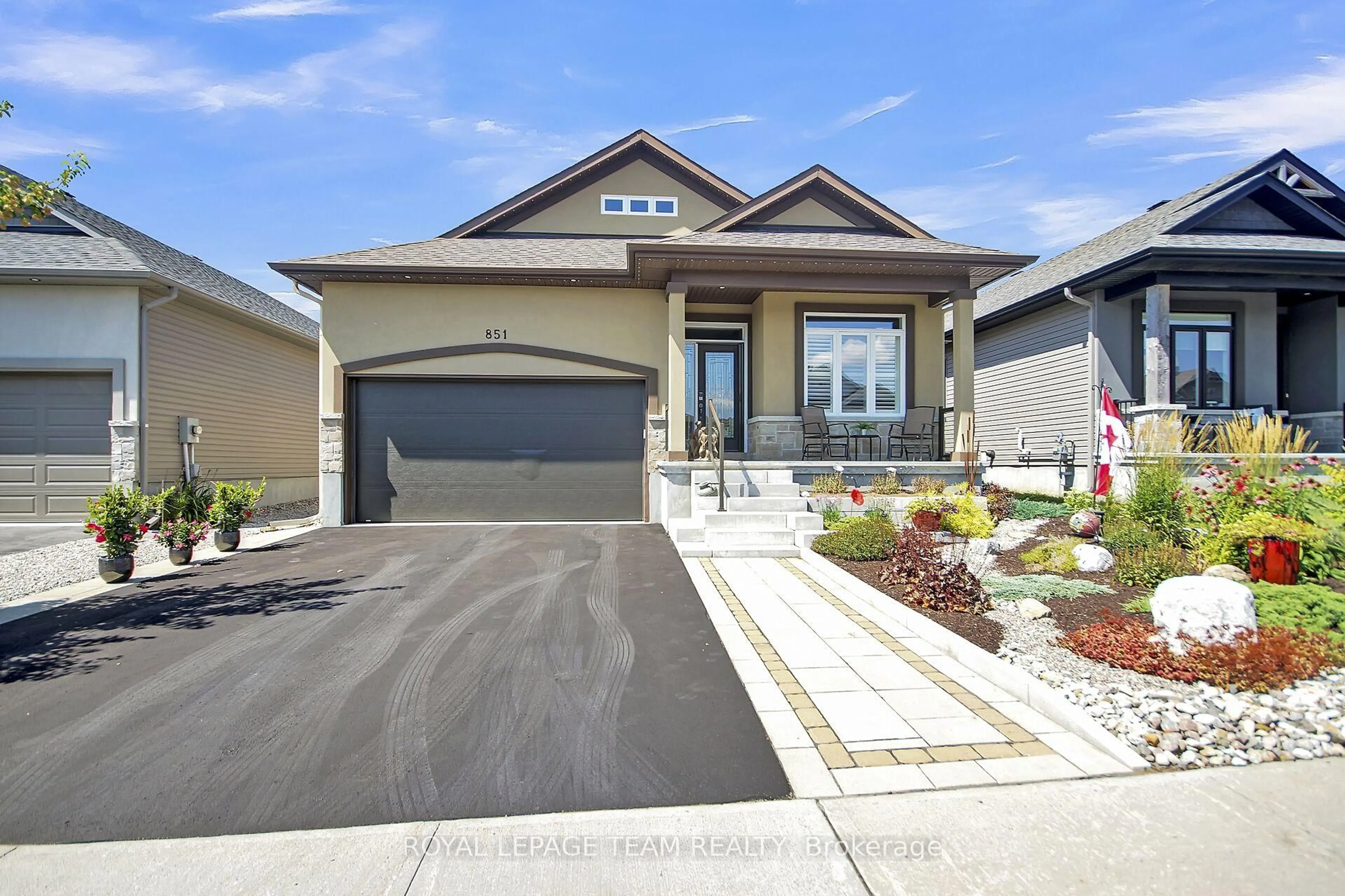 Unknown for 851 Jack Dalgity St, Almonte Ontario K0A 1A0