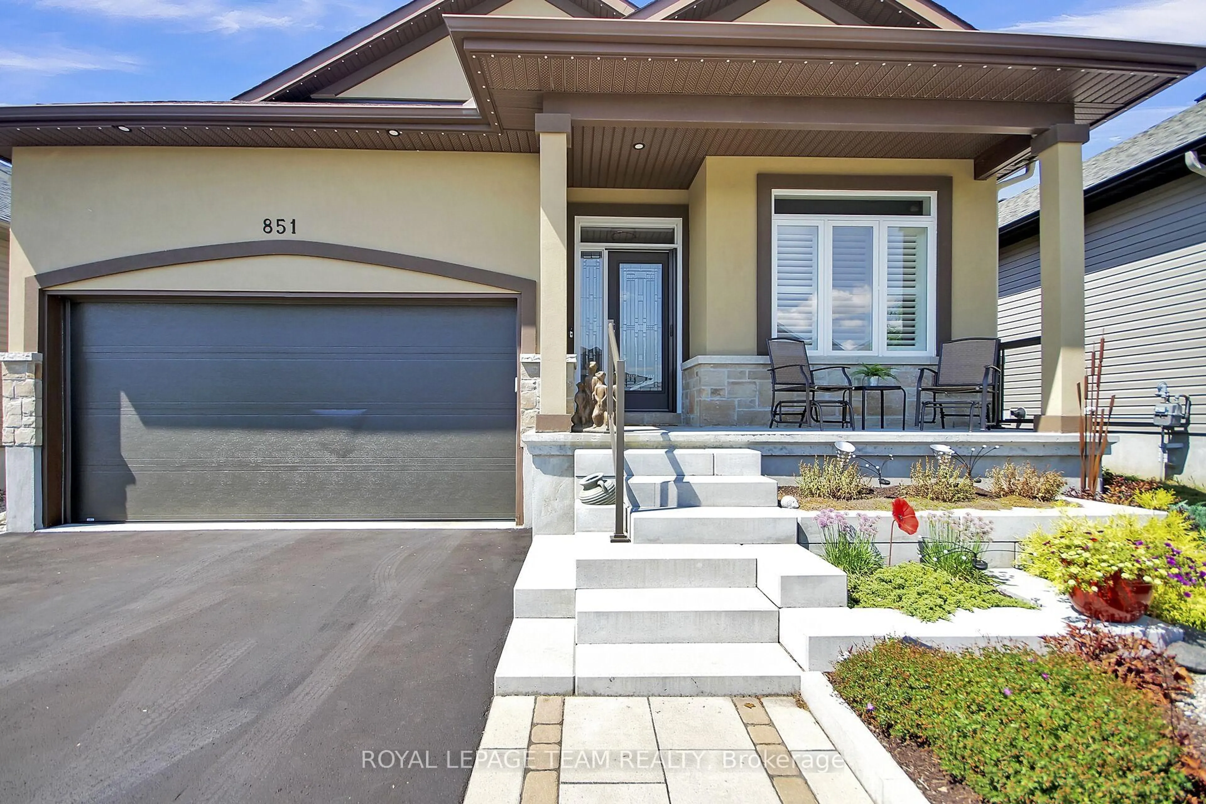 Unknown for 851 Jack Dalgity St, Almonte Ontario K0A 1A0