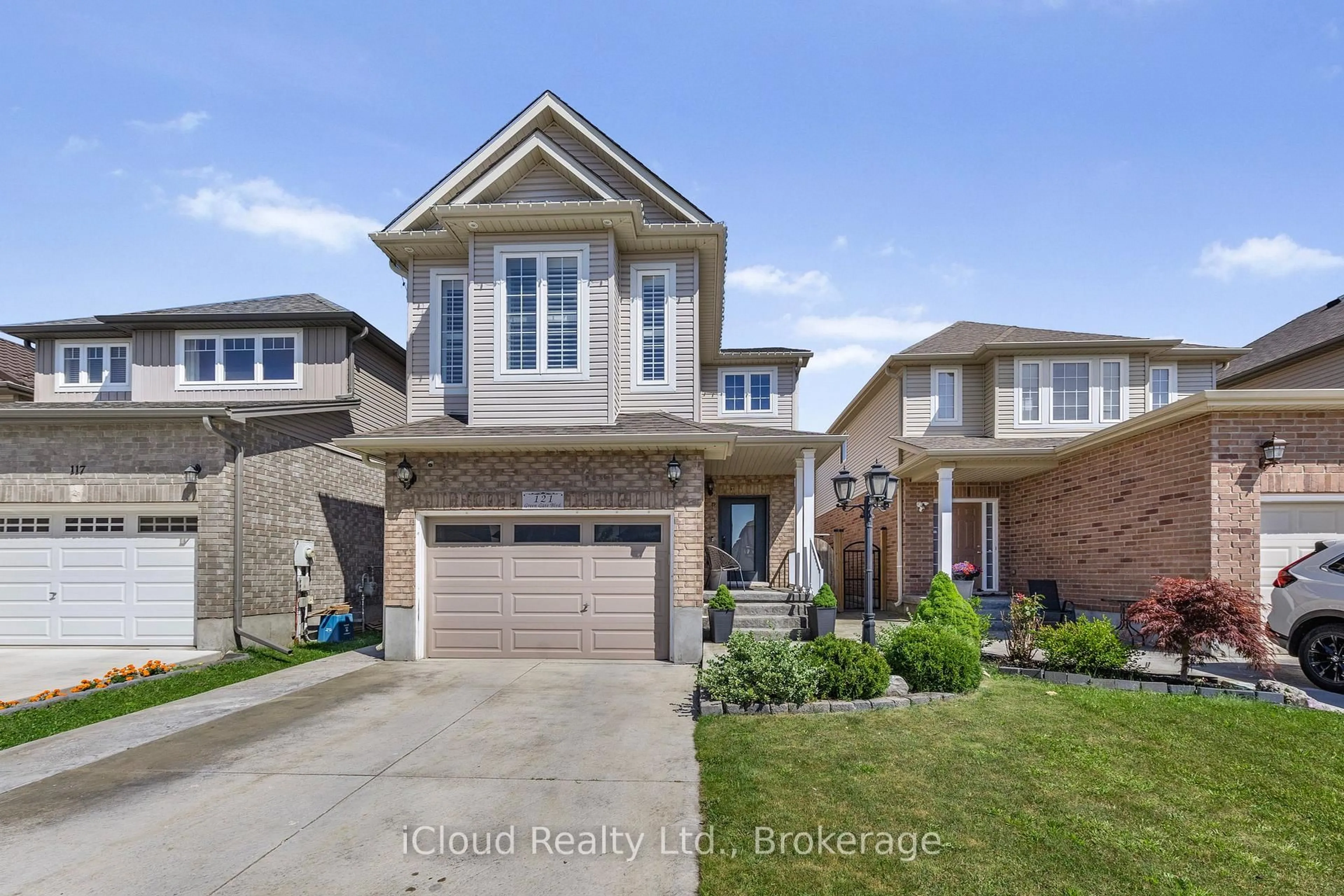 Home with brick exterior material, street for 121 Green Gate Blvd, Cambridge Ontario N1T 0C4