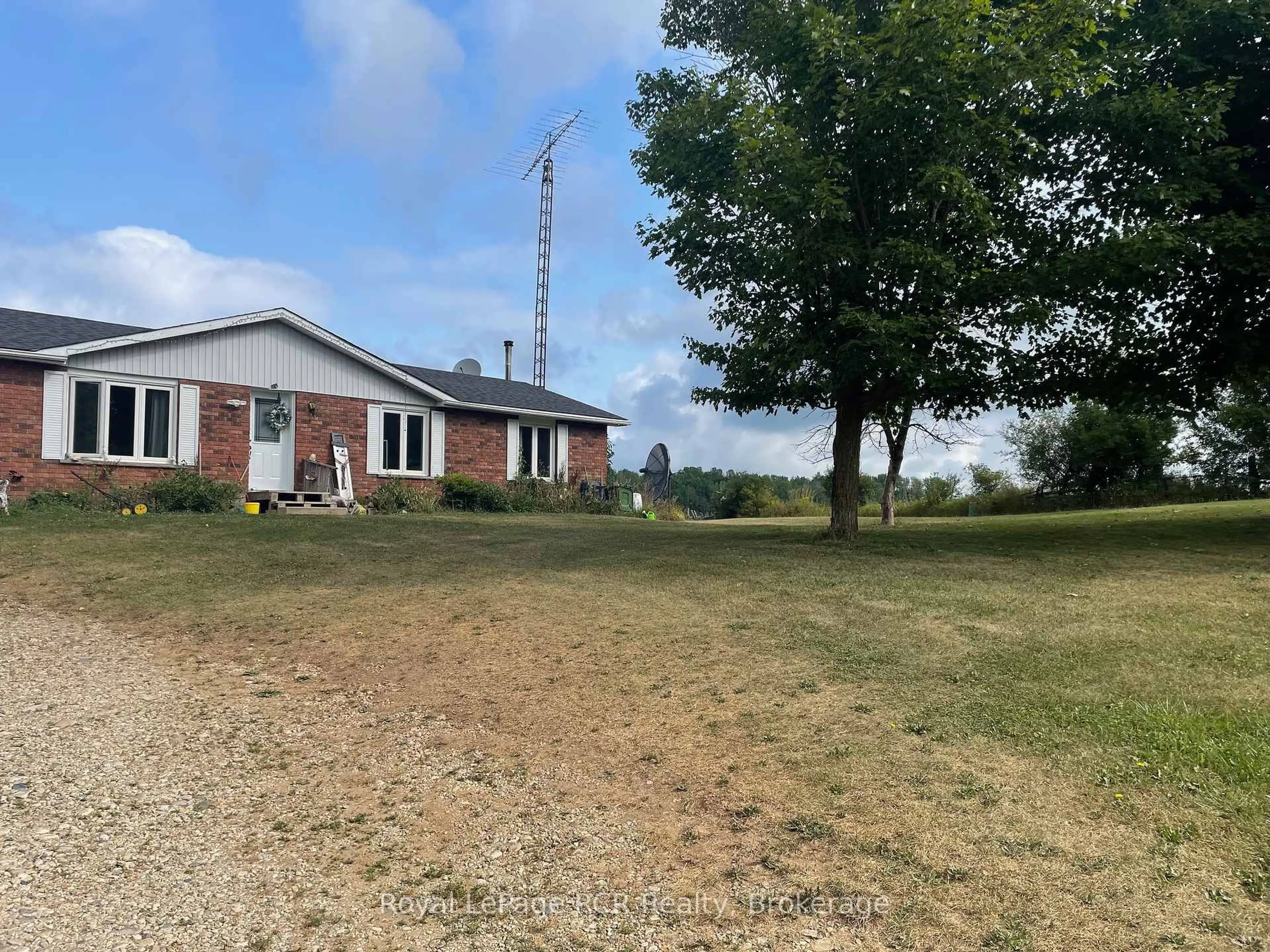 A pic from outside/outdoor area/front of a property/back of a property/a pic from drone, building for 062353 Road 63 Rd, West Grey Ontario N0G 2L0