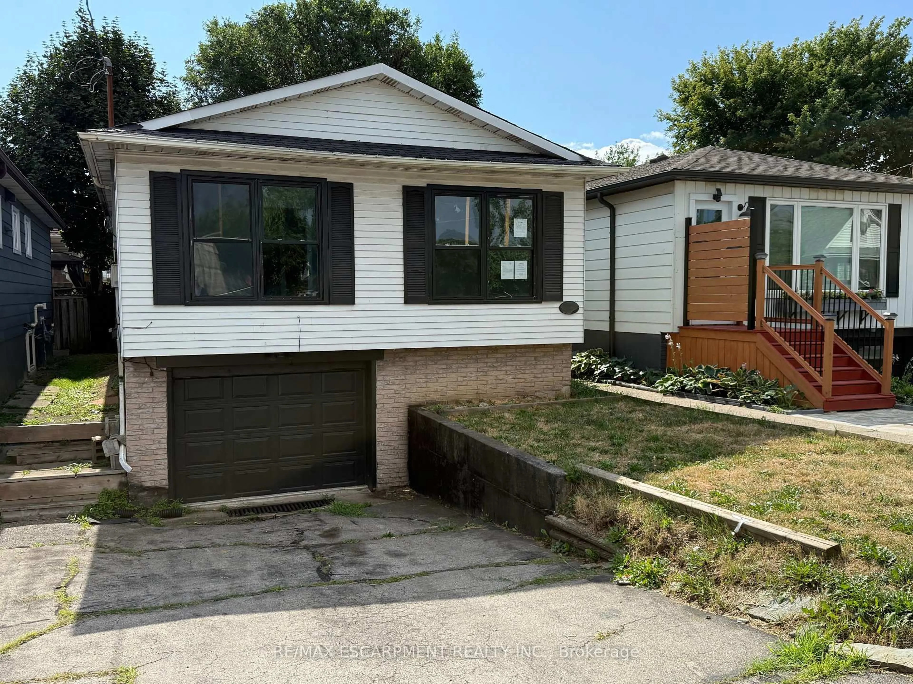 Unknown for 11 GARSIDE Ave, Hamilton Ontario L8K 2V7