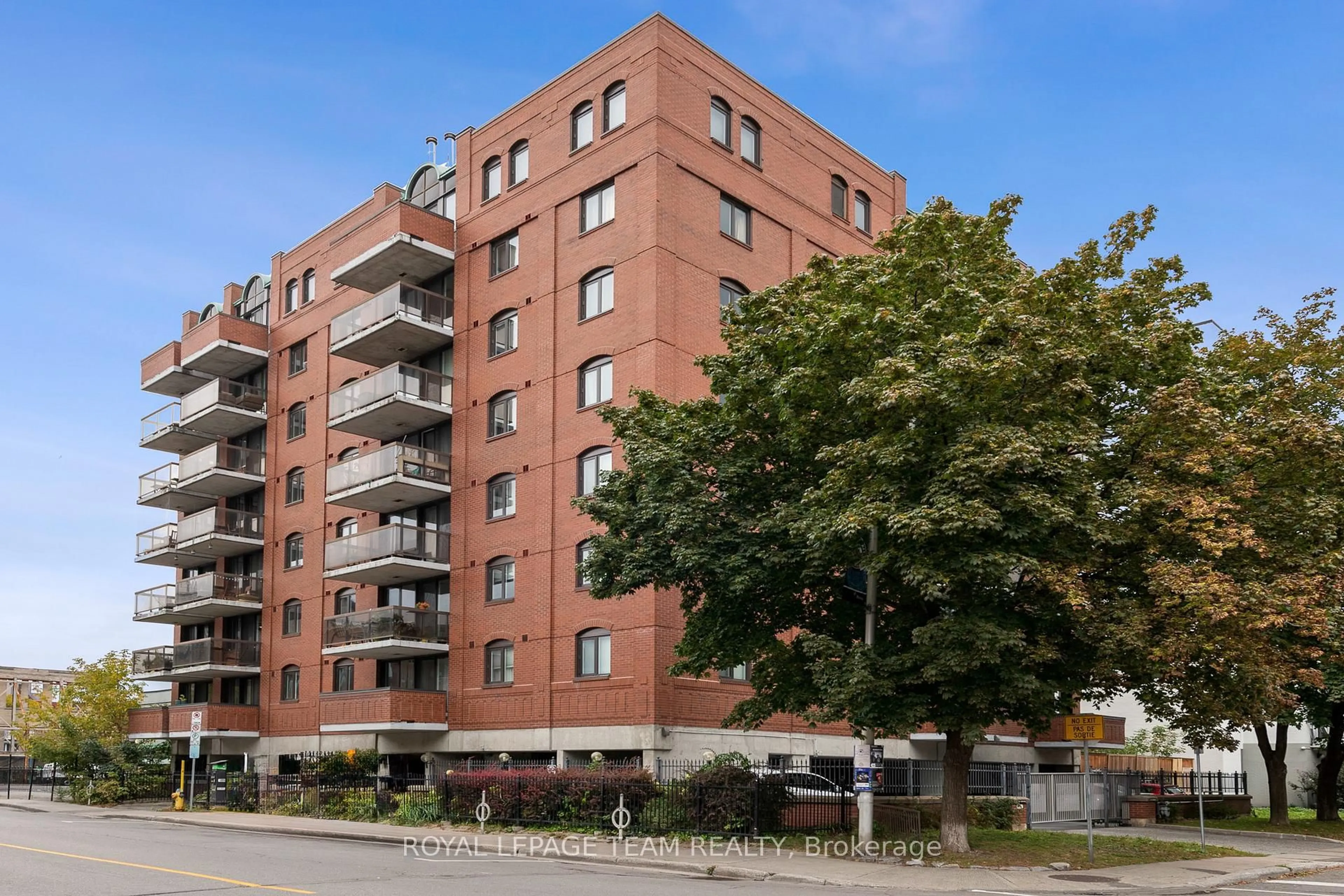 Unknown for 309 Cumberland St #202, Ottawa Ontario K1N 7J1