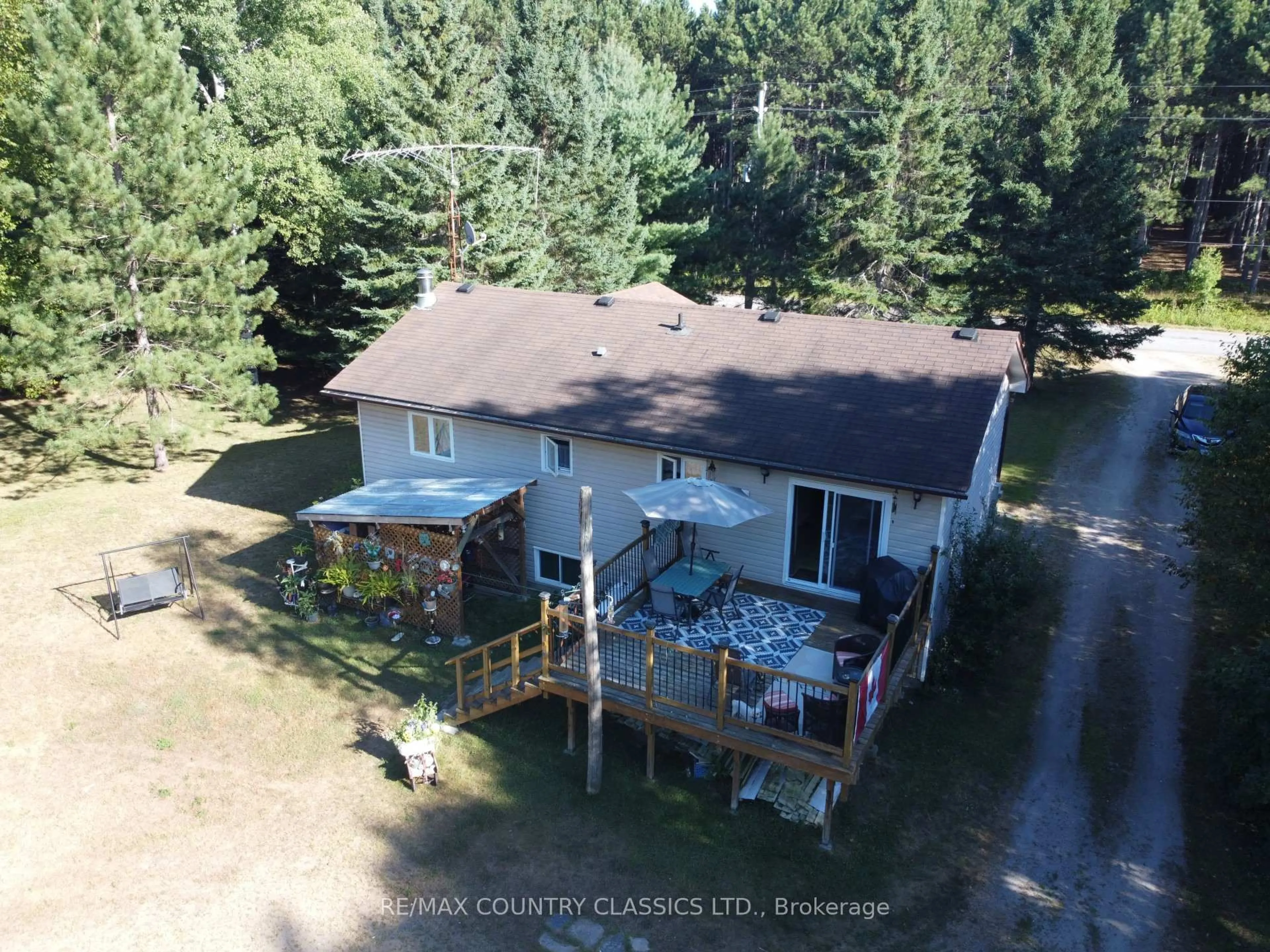 A pic from outside/outdoor area/front of a property/back of a property/a pic from drone, water/lake/river/ocean view for 1632 Division Rd, Killaloe Ontario K0J 2A0
