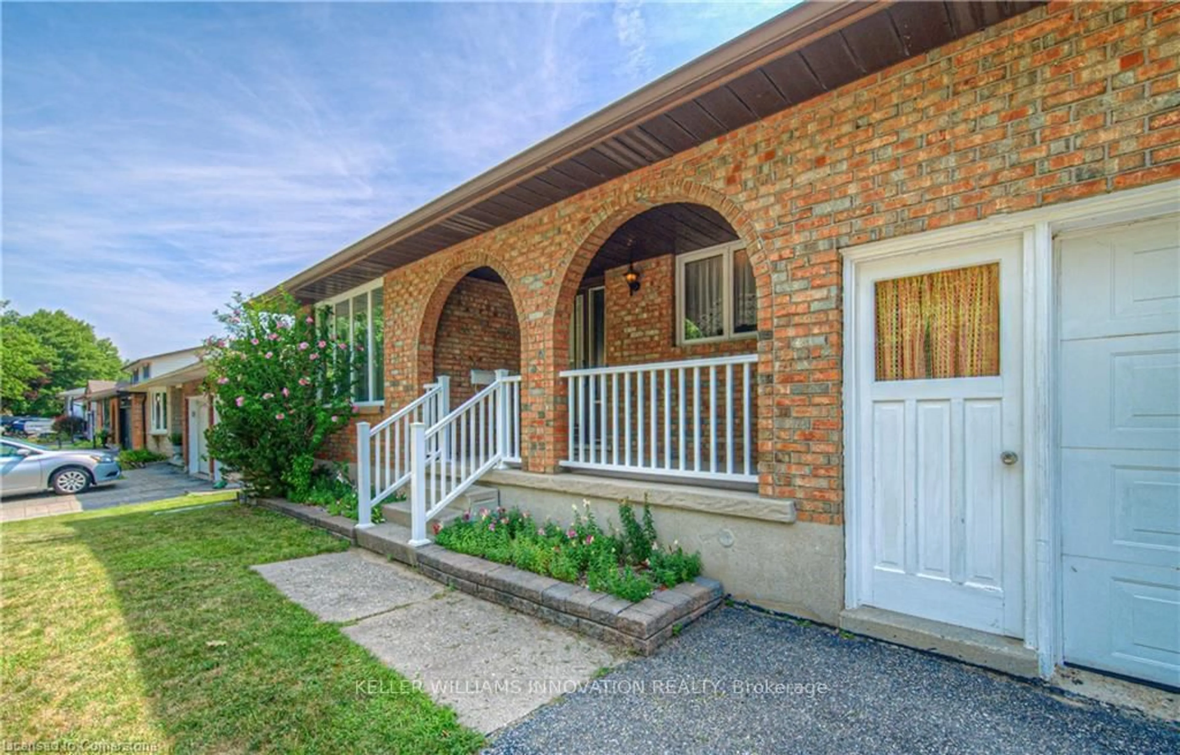 Home with brick exterior material, street for 641 Black Oak Cres, Waterloo Ontario N2V 1A4