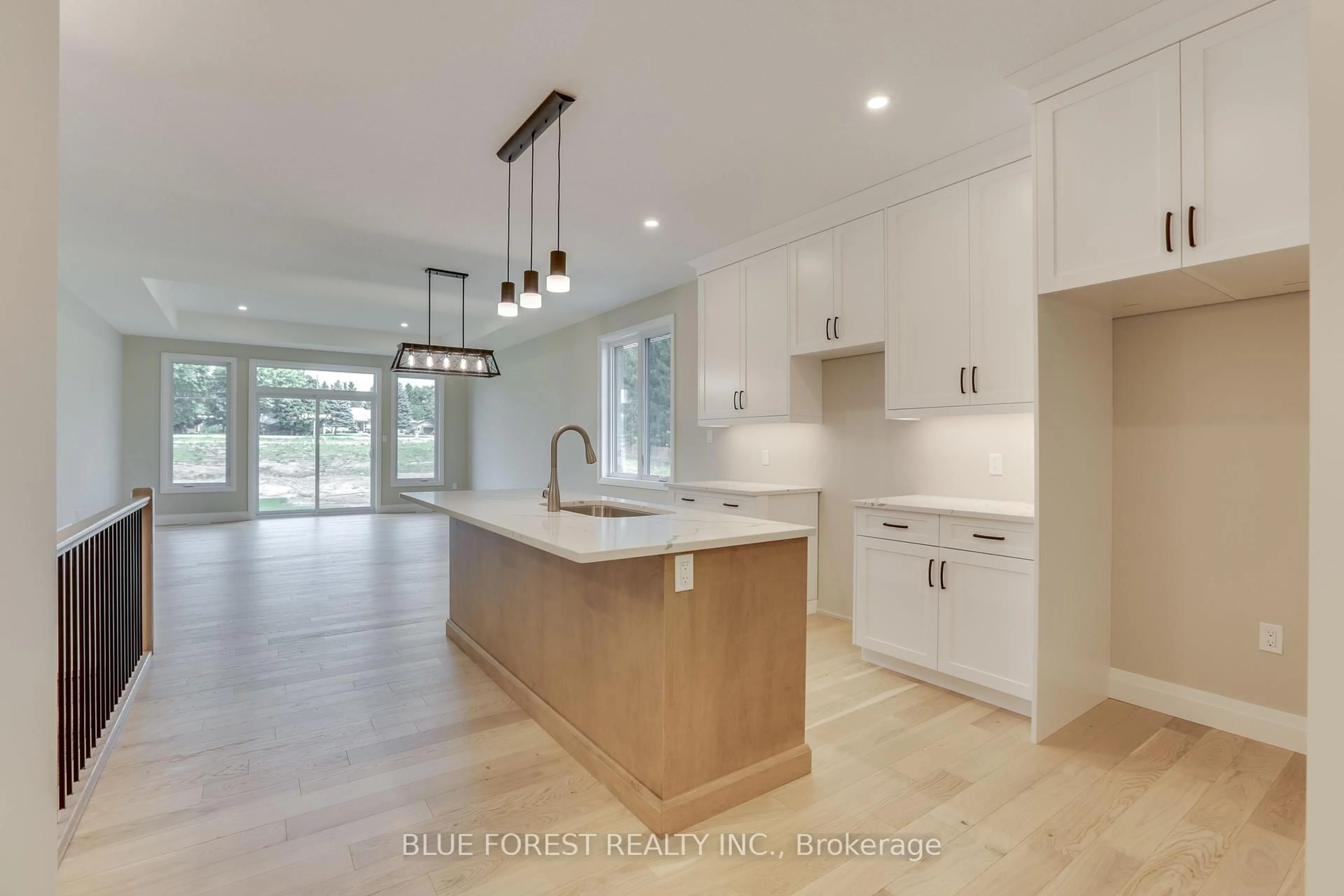 Open concept kitchen, ceramic/tile floor for 147 SHIRLEY St, Thames Centre Ontario N0M 2P0
