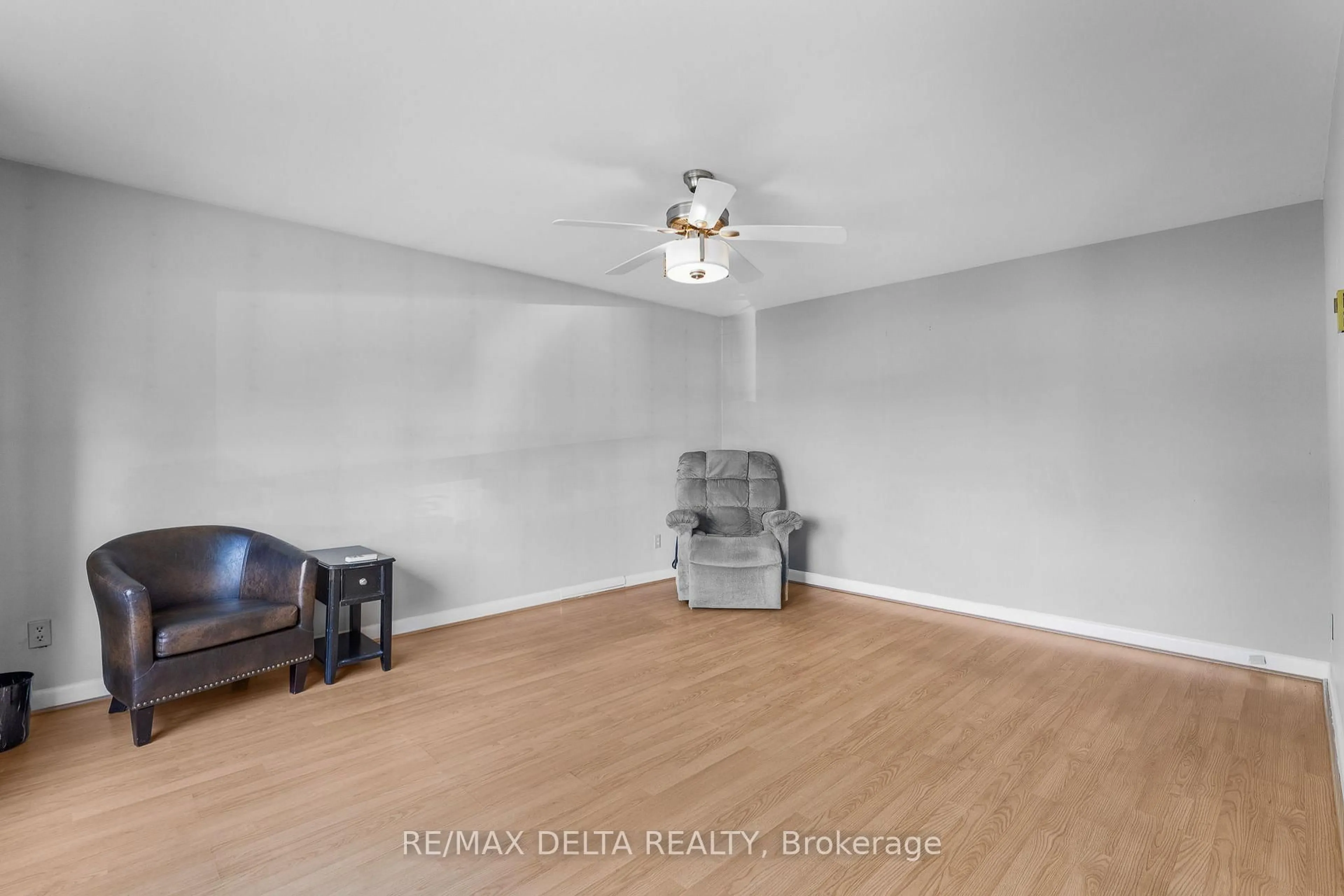 A pic of a room for 1115 Cholette Cres, Orleans Ontario K1C 1T4
