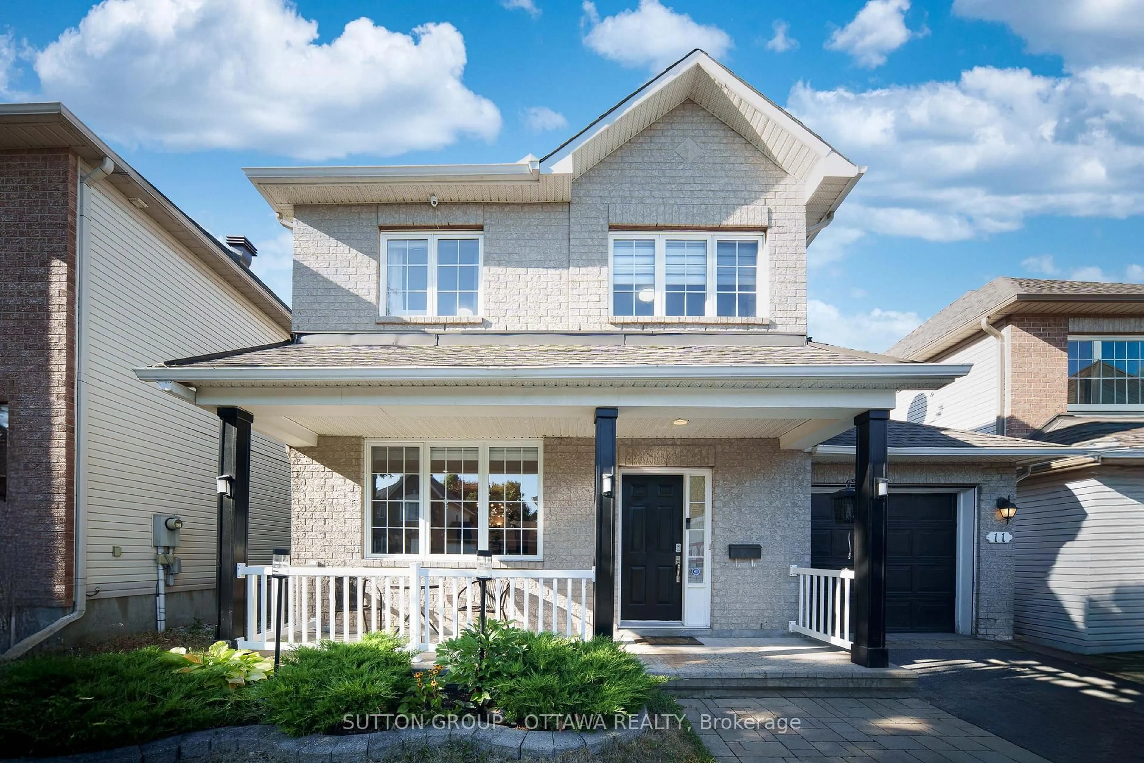 Home with vinyl exterior material, street for 11 Baypointe Cres, Ottawa Ontario K2G 6T8