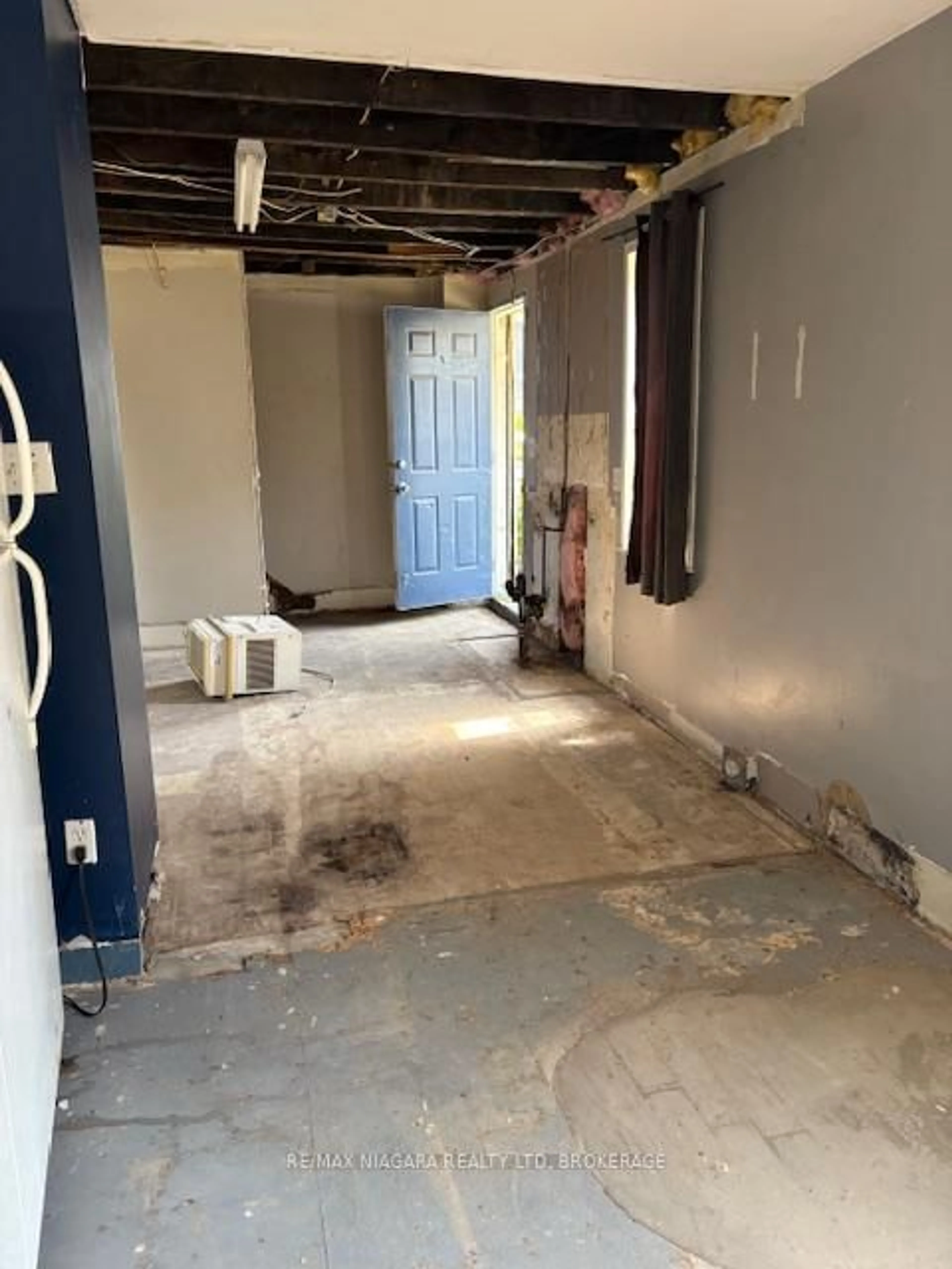 A pic of a room for 146 Kinnear St, Port Colborne Ontario L3K 1A8