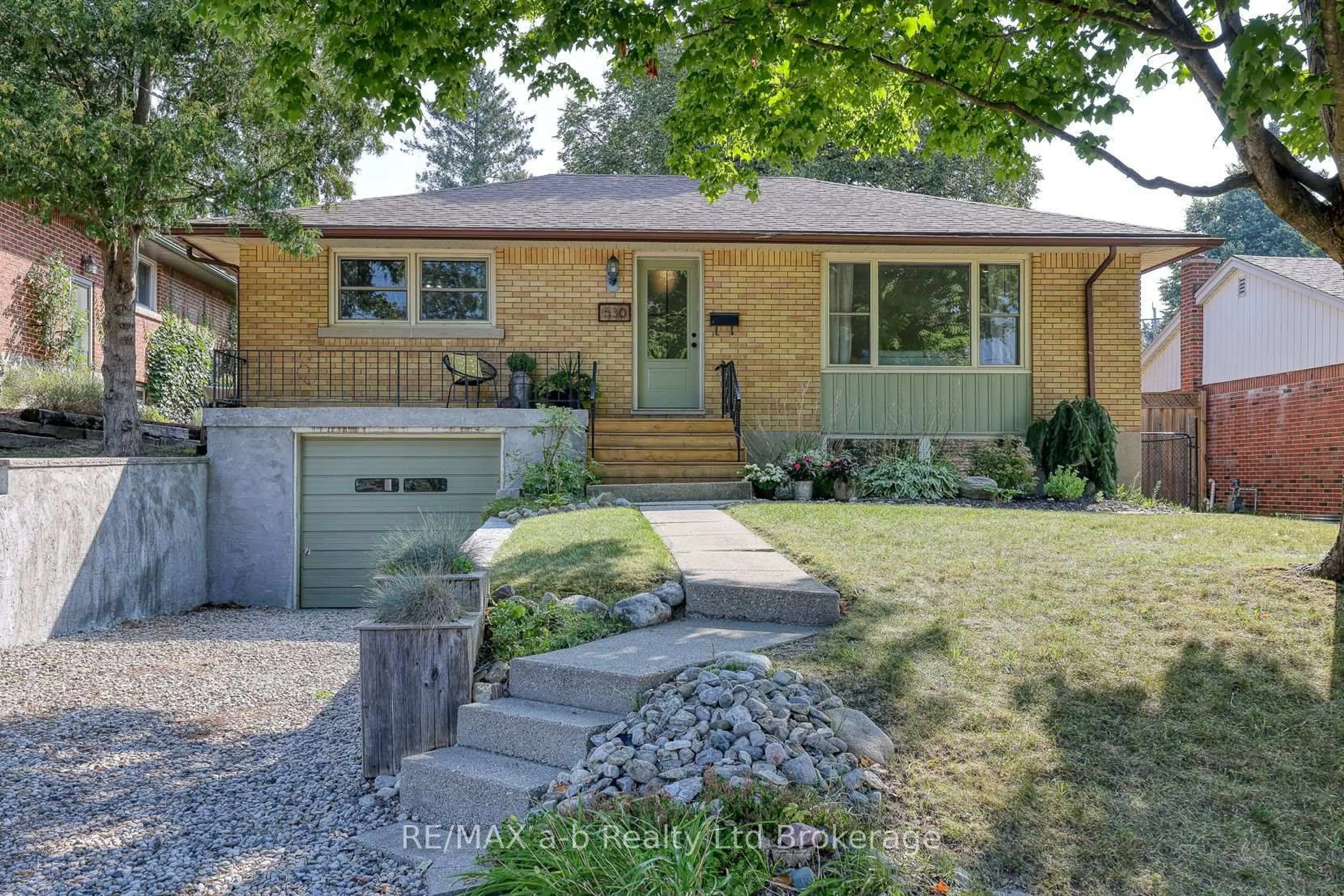 Home with brick exterior material, street for 530 Highland Dr, Woodstock Ontario N4S 5W9