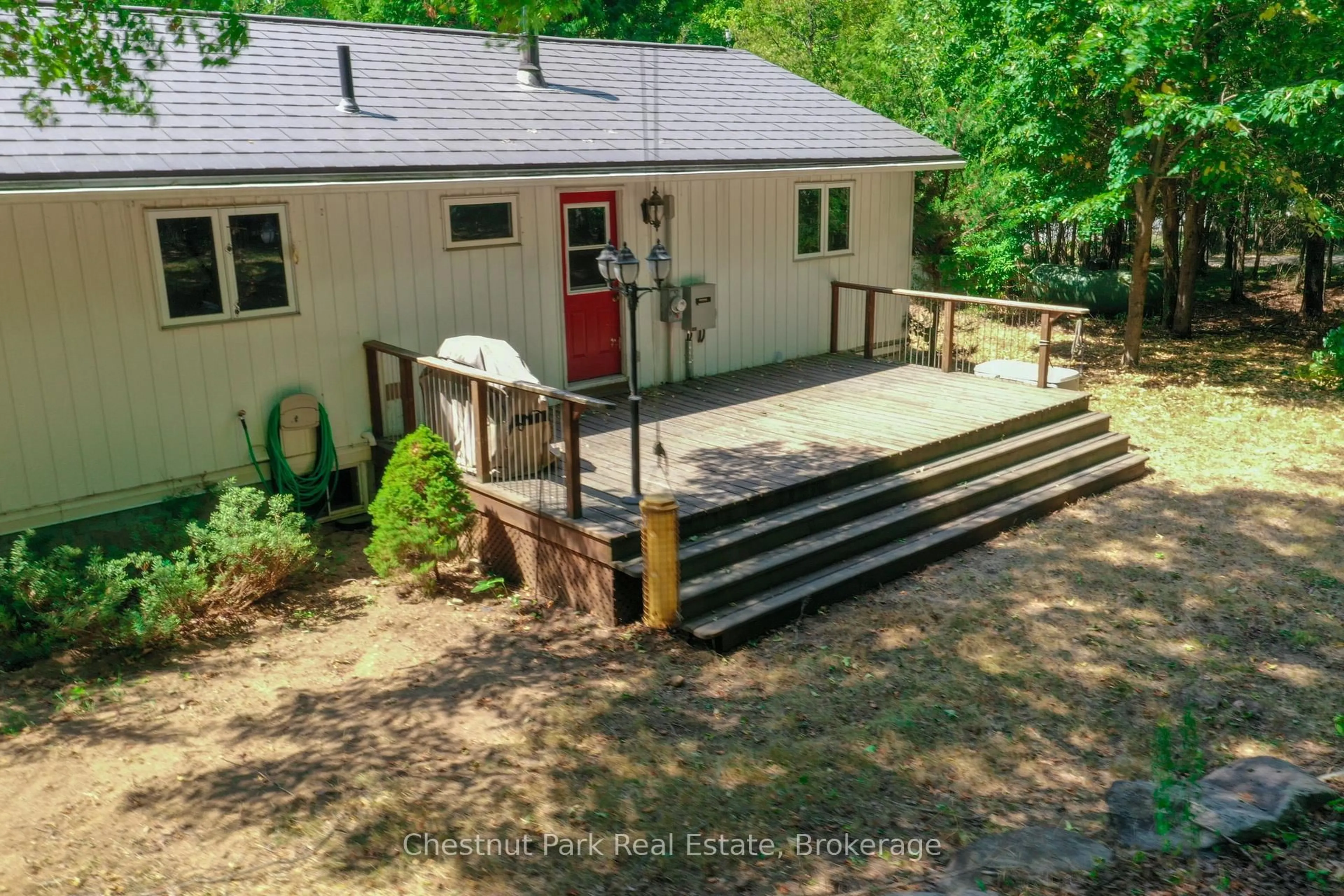 A pic from outside/outdoor area/front of a property/back of a property/a pic from drone, unknown for 222 Mountain St, Dysart et al Ontario K0M 1S0