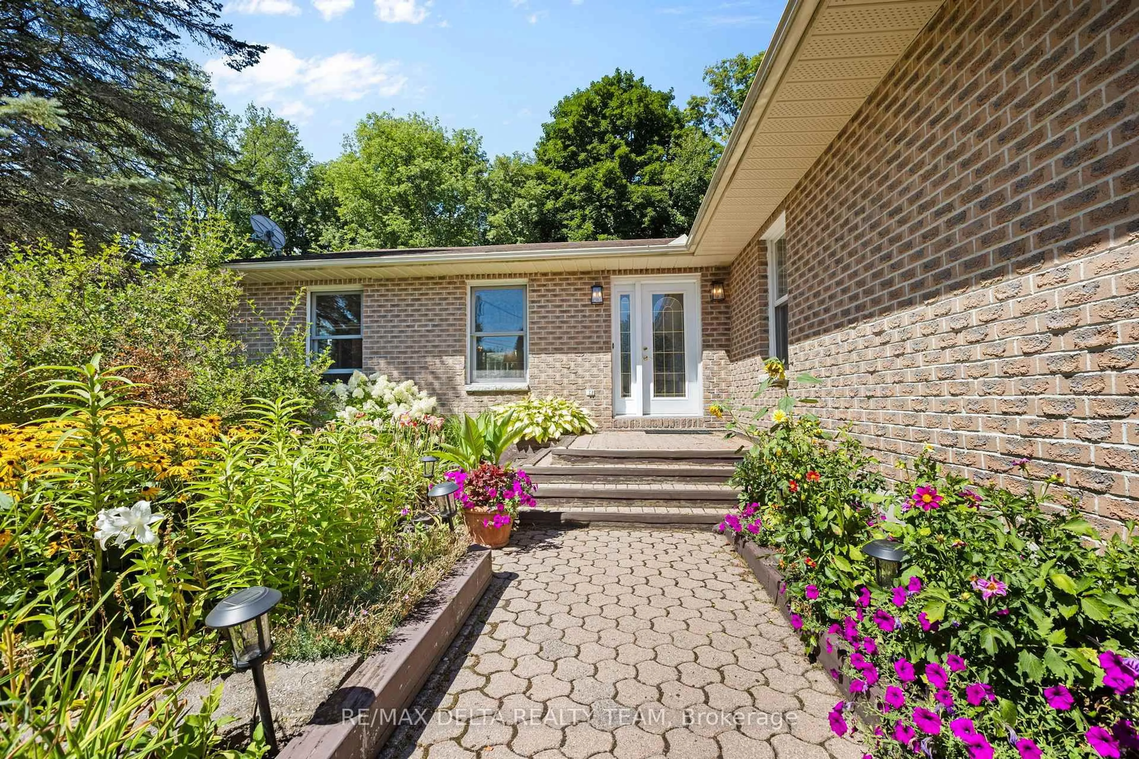 Home with brick exterior material, street for 9 Lasalle St, Clarence-Rockland Ontario K4K 1K7