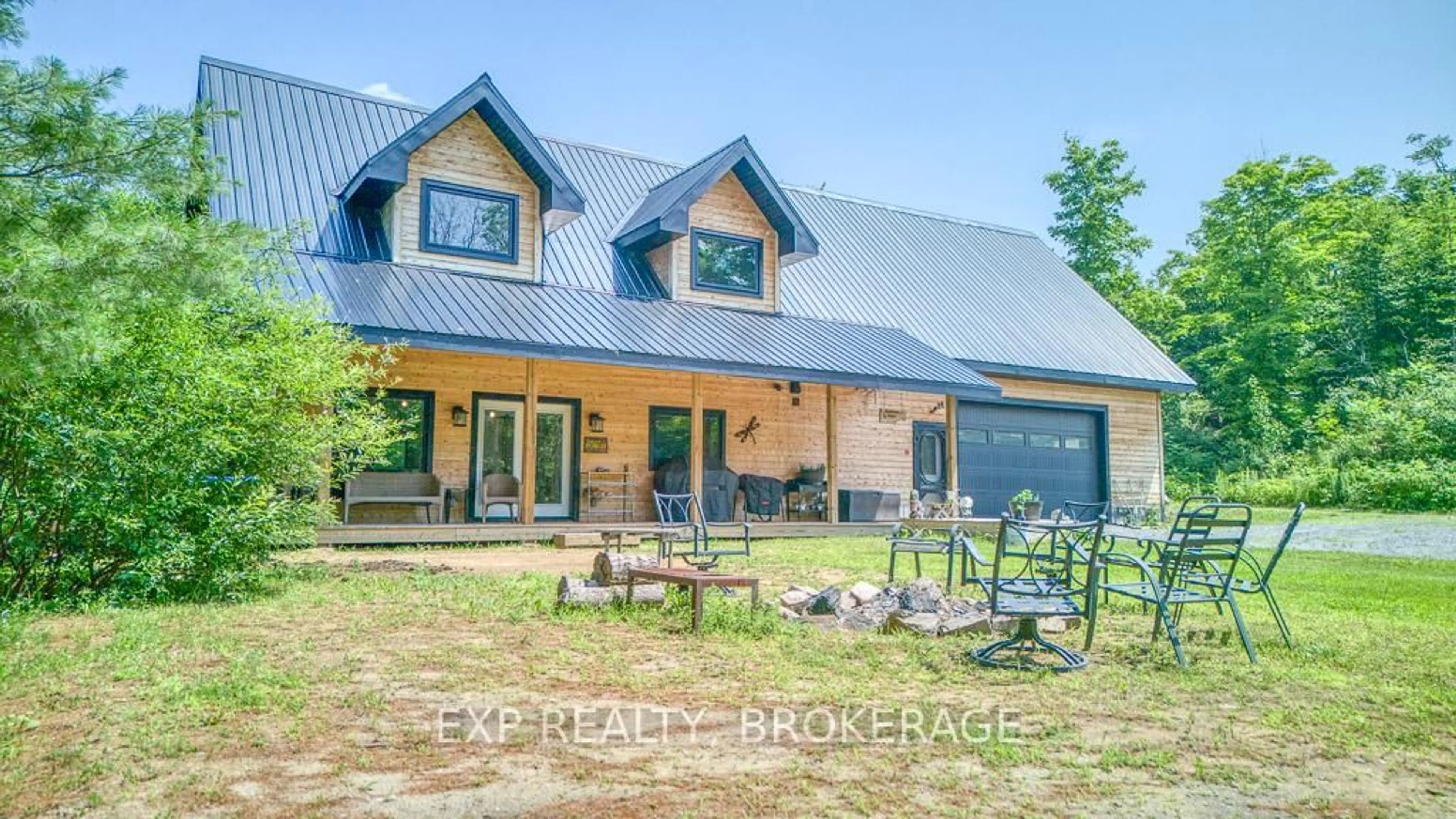 A pic from outside/outdoor area/front of a property/back of a property/a pic from drone, building for 1249 Waters Edge Lane, Arden Ontario K0H 1B0
