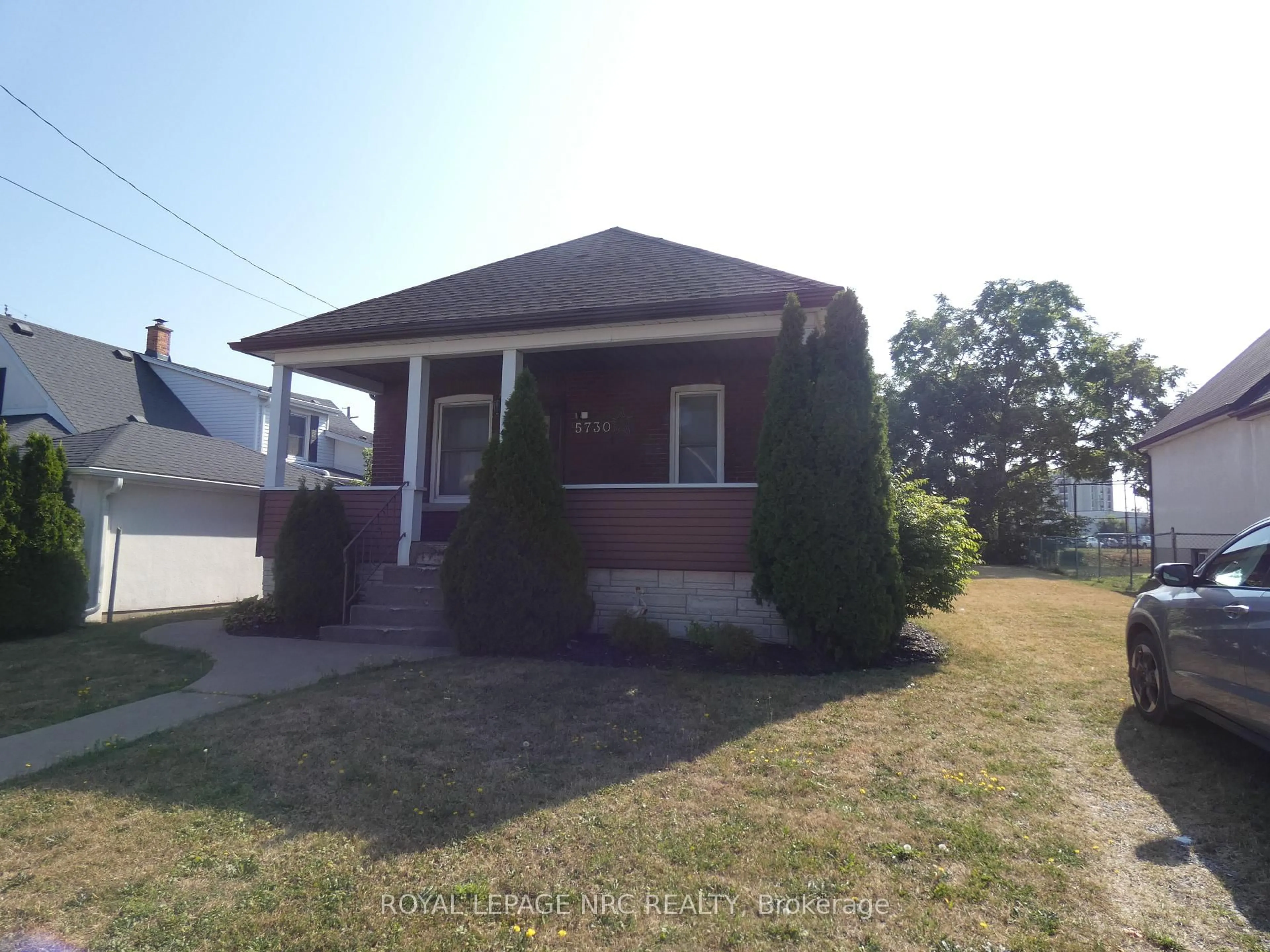 Unknown for 5730 Desson Ave, Niagara Falls Ontario L2G 3T4