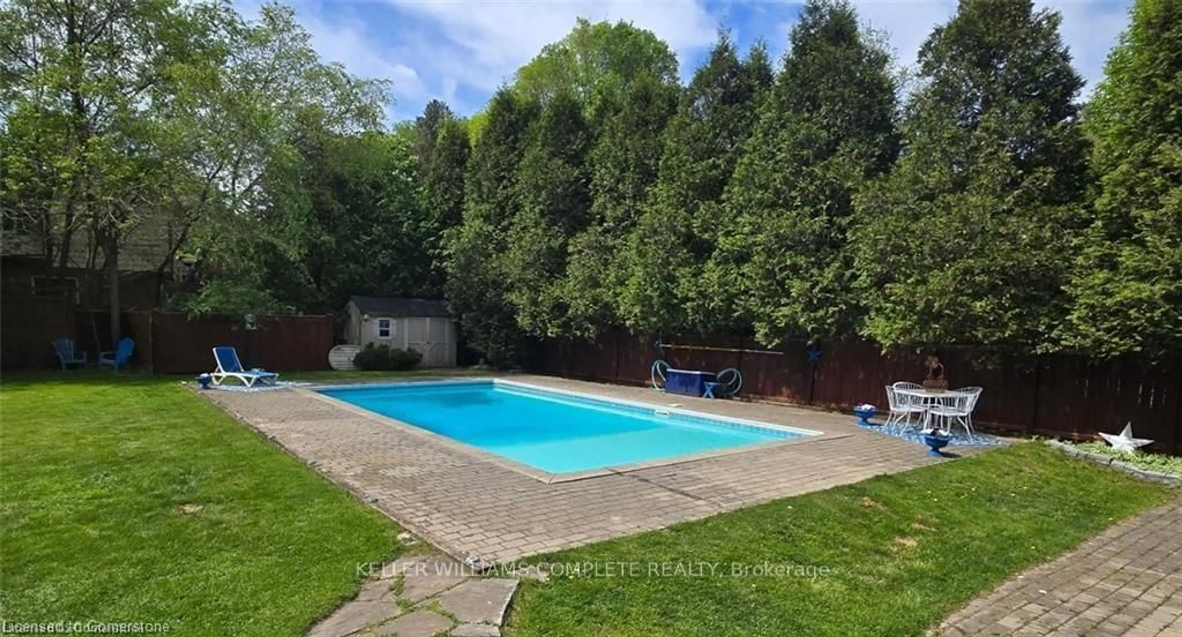 Pool for 112 Sulphur Springs Rd, Hamilton Ontario L9G 1M1