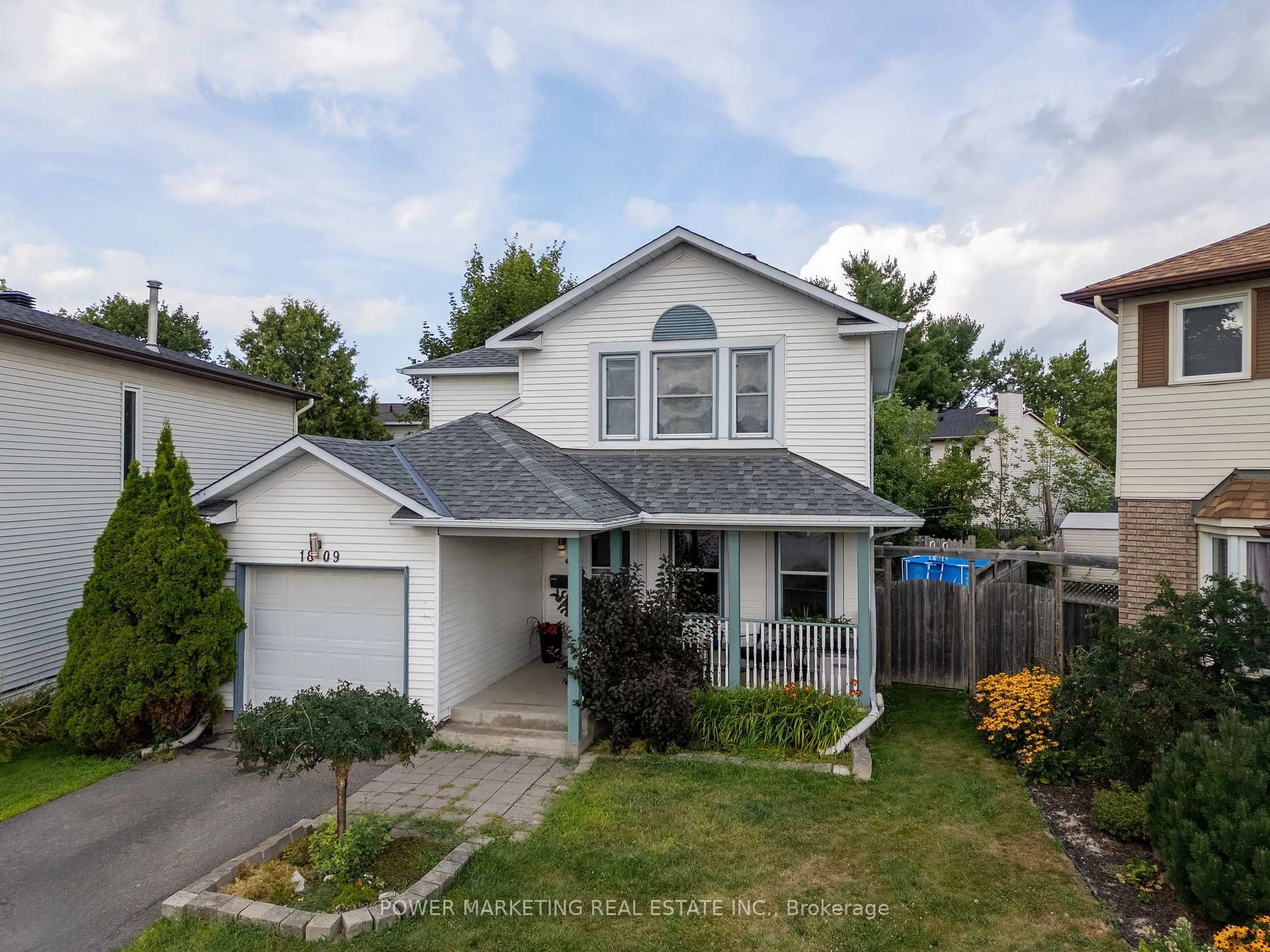 Home with vinyl exterior material, street for 1809 Chopin Pl, Ottawa Ontario K1C 5G1