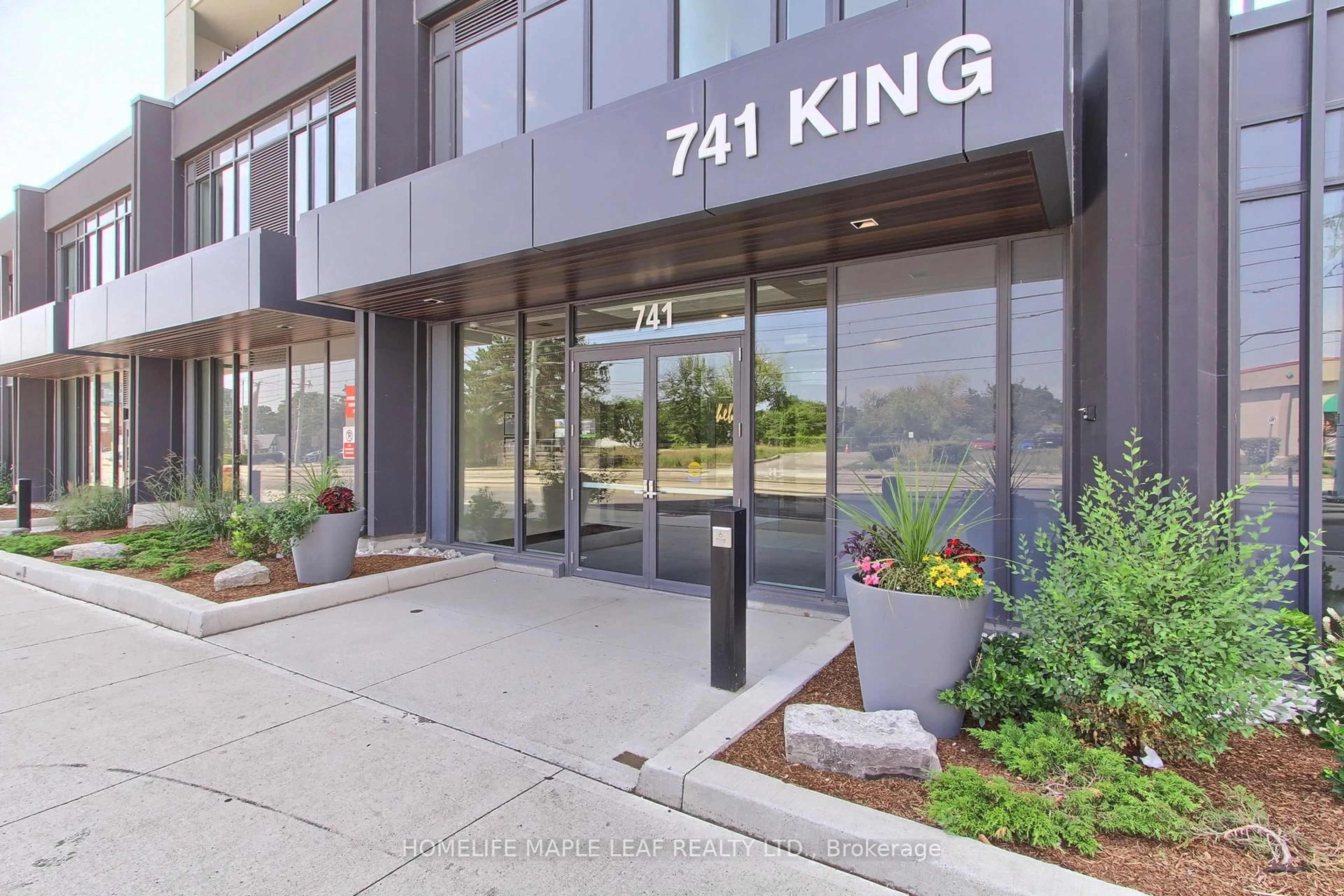 Unknown for 741 King St #103, Kitchener Ontario N2G 0E9