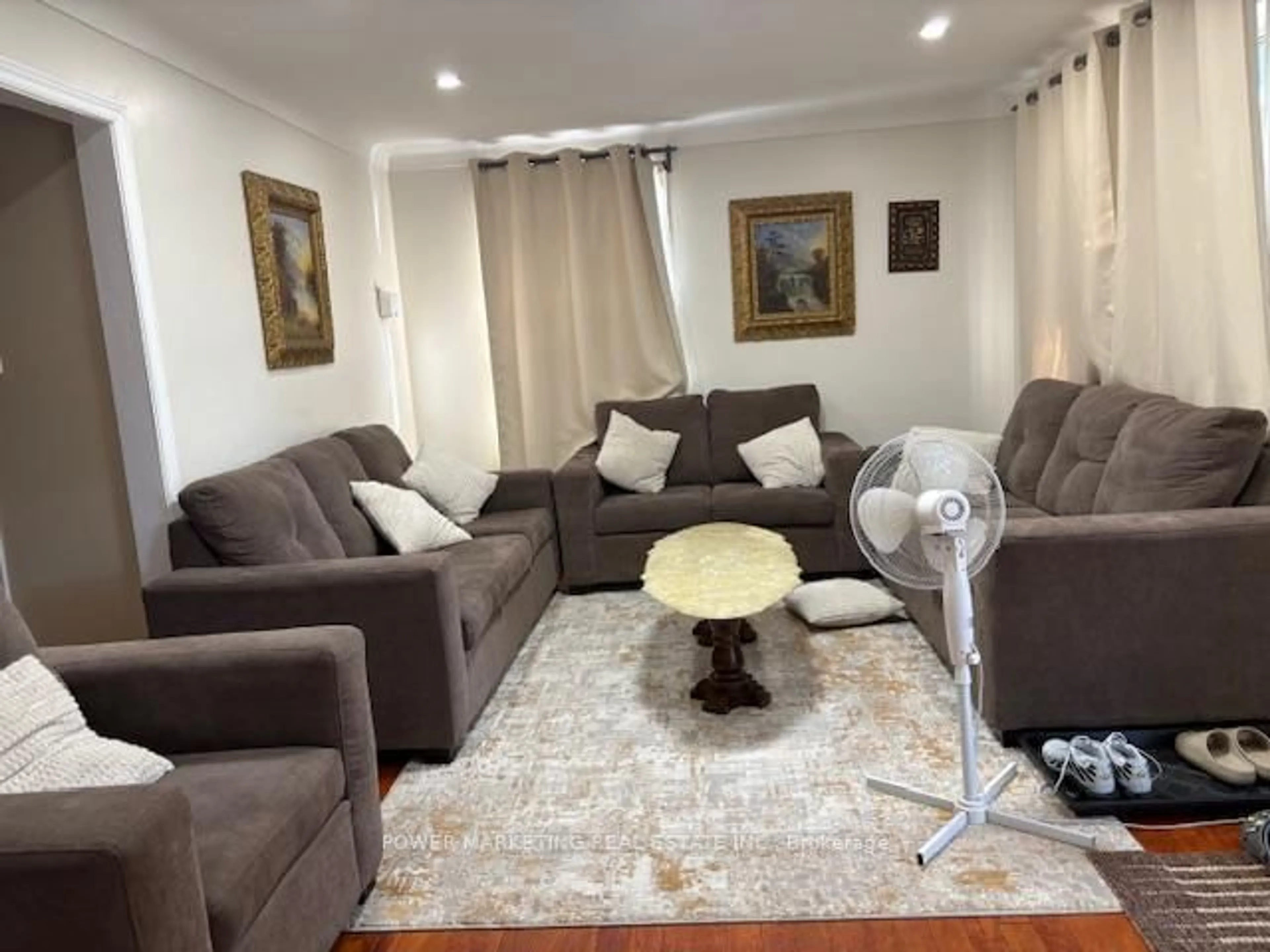Living room with furniture, unknown for 803 Merivale Rd, Ottawa Ontario K1Z 5Z5