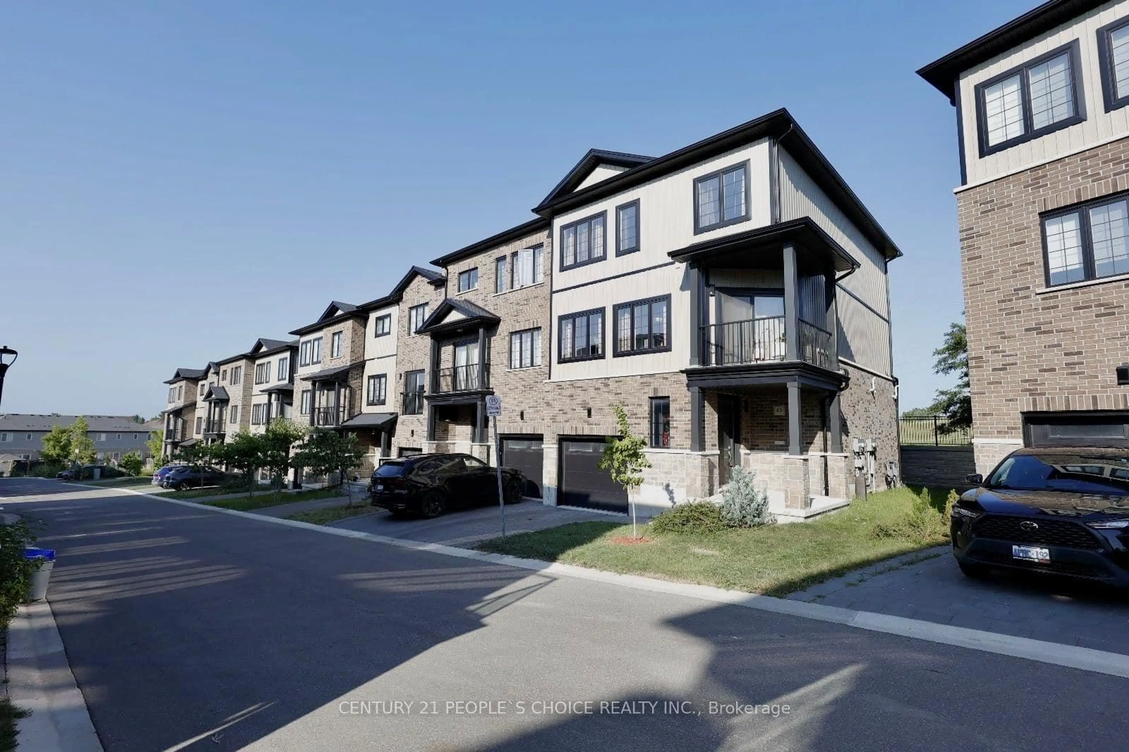 A pic from outside/outdoor area/front of a property/back of a property/a pic from drone, street for 2610 Kettering Pl #45, London South Ontario N6M 0J4