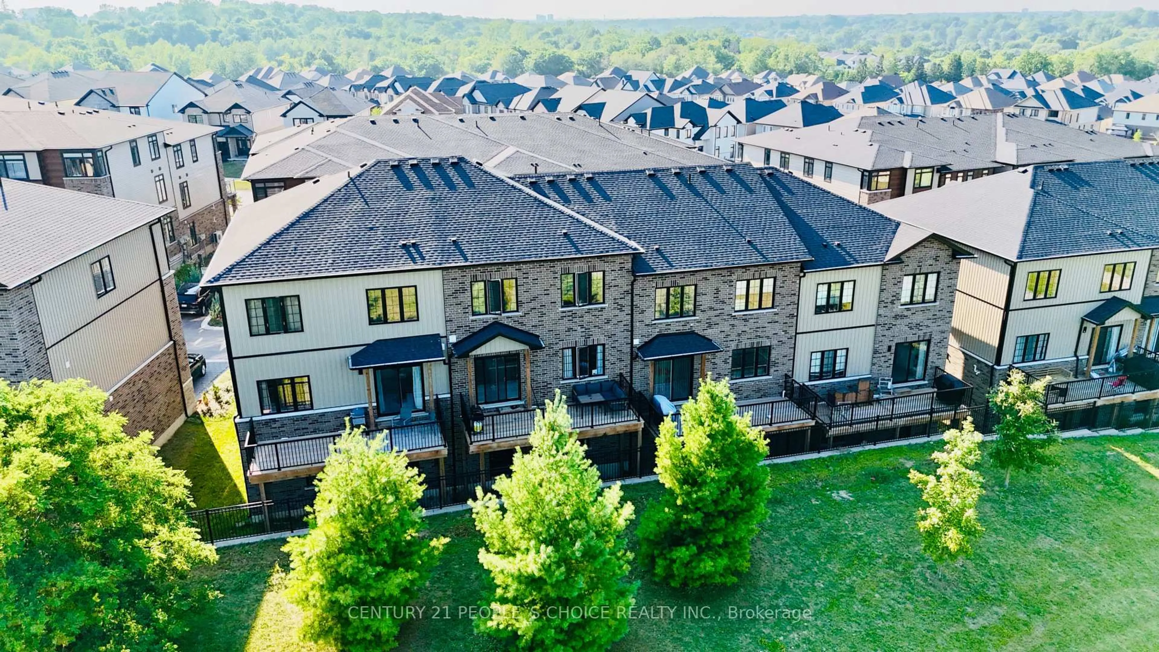 A pic from outside/outdoor area/front of a property/back of a property/a pic from drone, mountain view for 2610 Kettering Pl #45, London South Ontario N6M 0J4