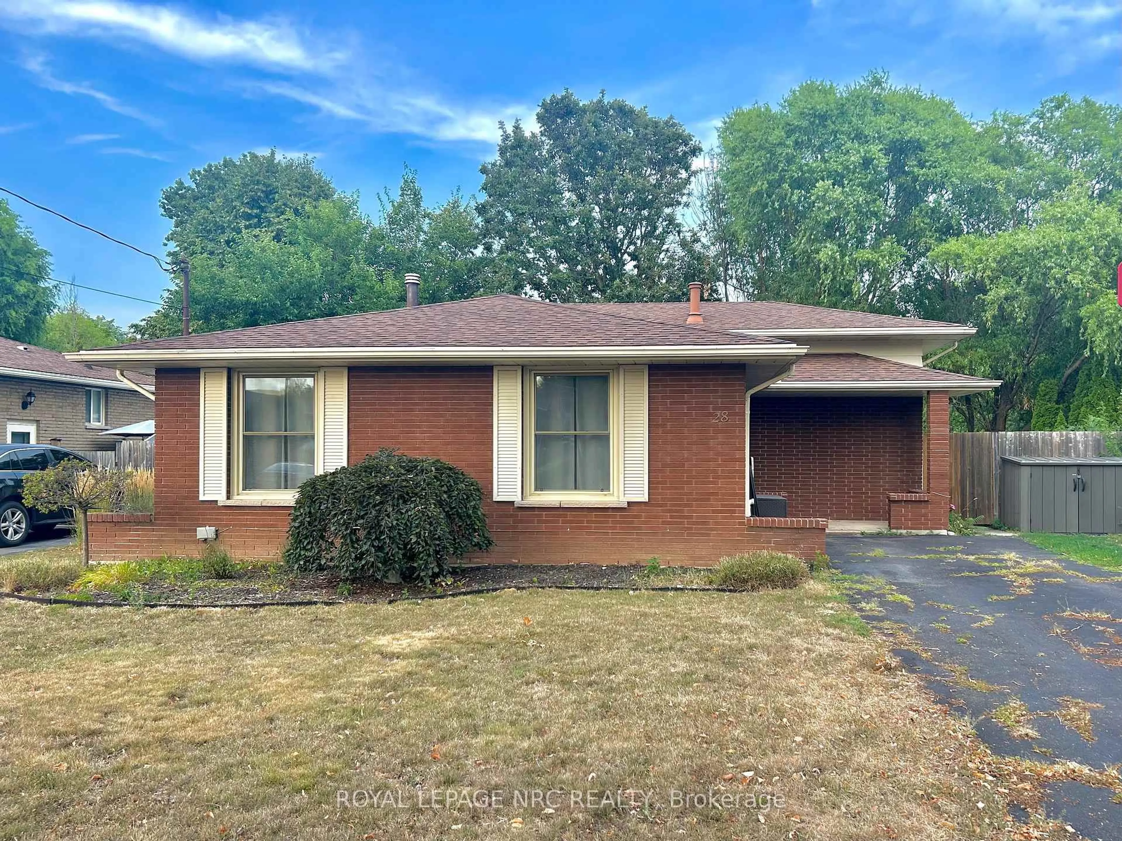 Home with brick exterior material, street for 28 Ramsey St, St. Catharines Ontario L2N 2K1