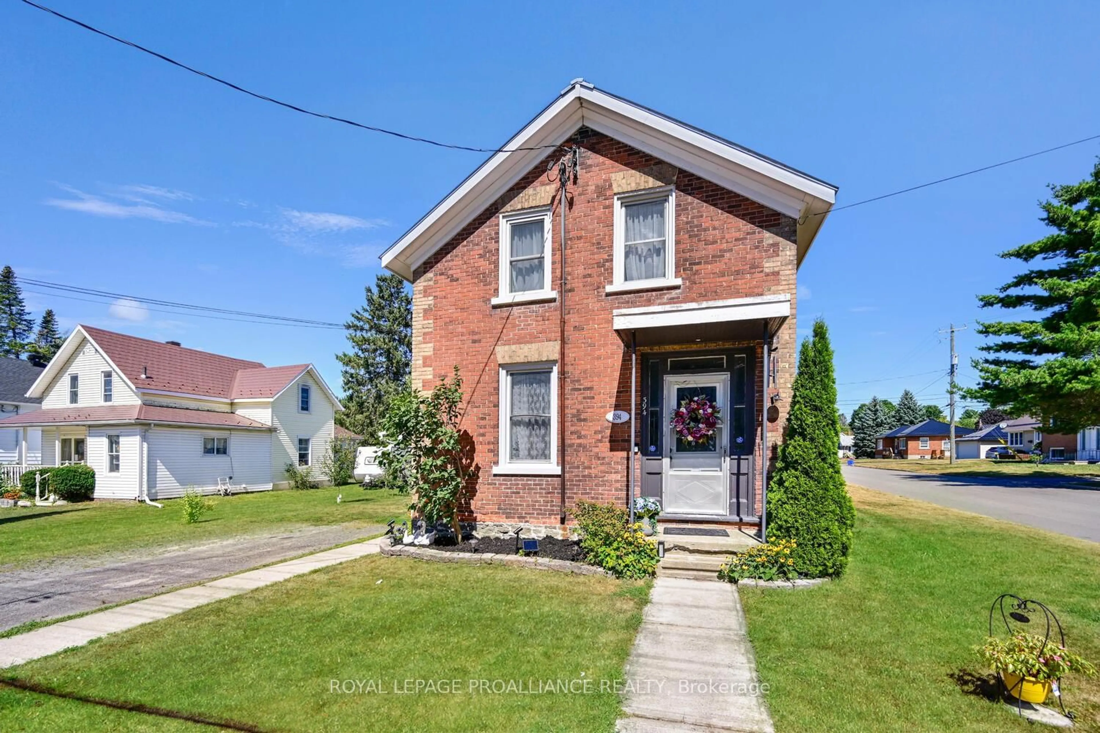 Home with brick exterior material, street for 394 Park St, Prescott Ontario K0E 1T0