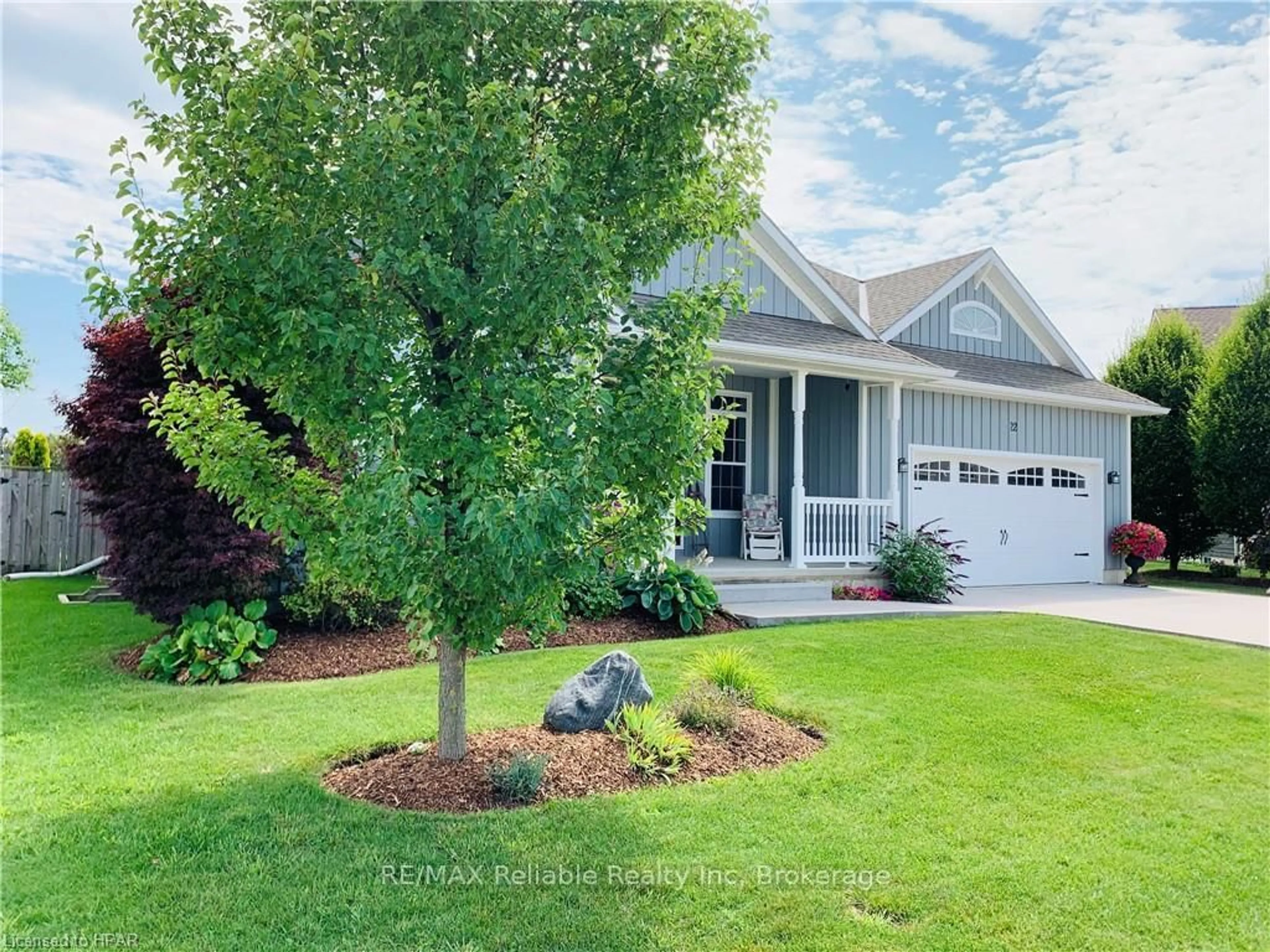 Home with vinyl exterior material, street for 22 Thimbleweed Dr, Bluewater Ontario N0M 1G0