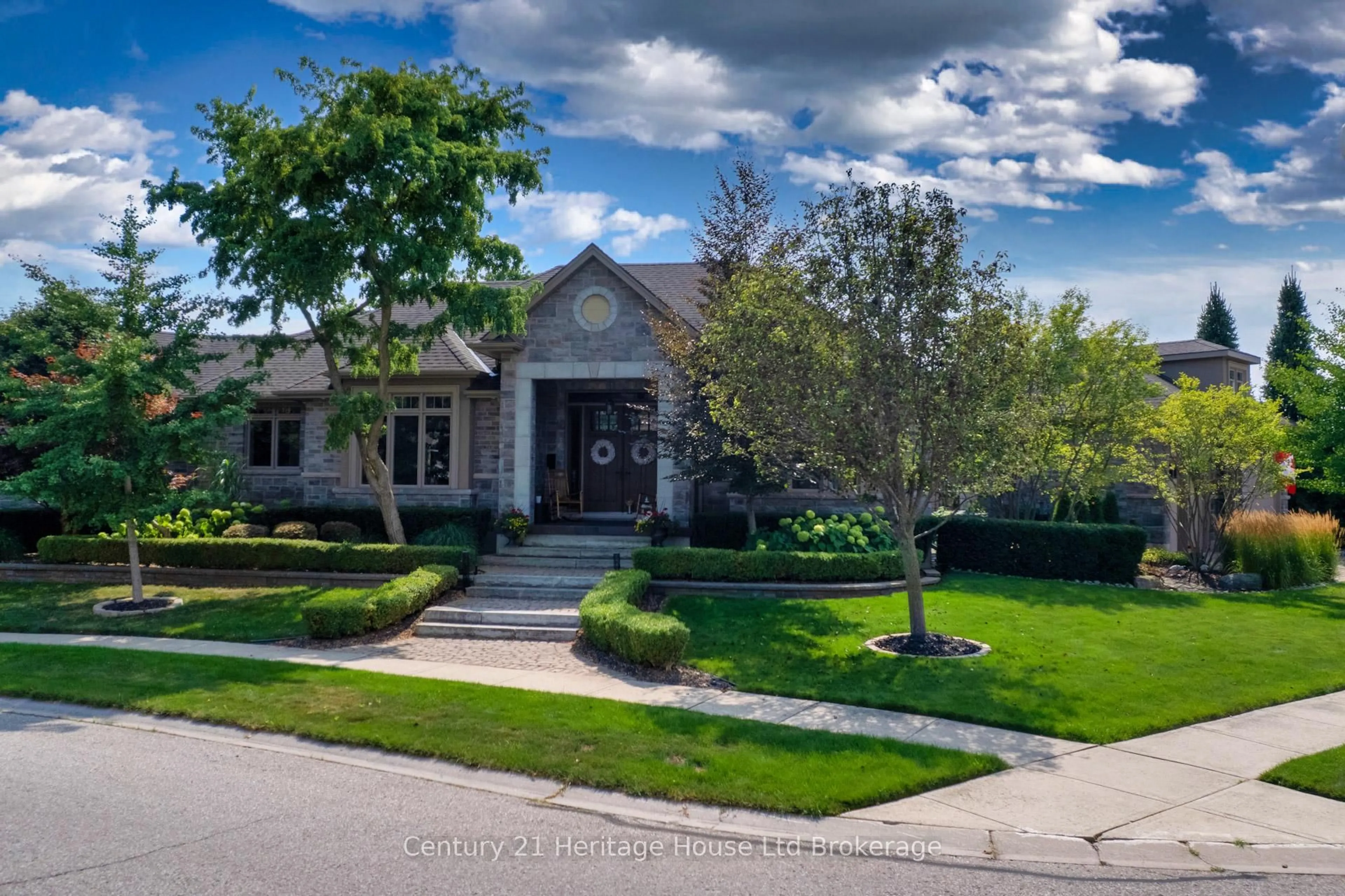 Unknown for 563 Lakeview Dr, Woodstock Ontario N4T 0C7