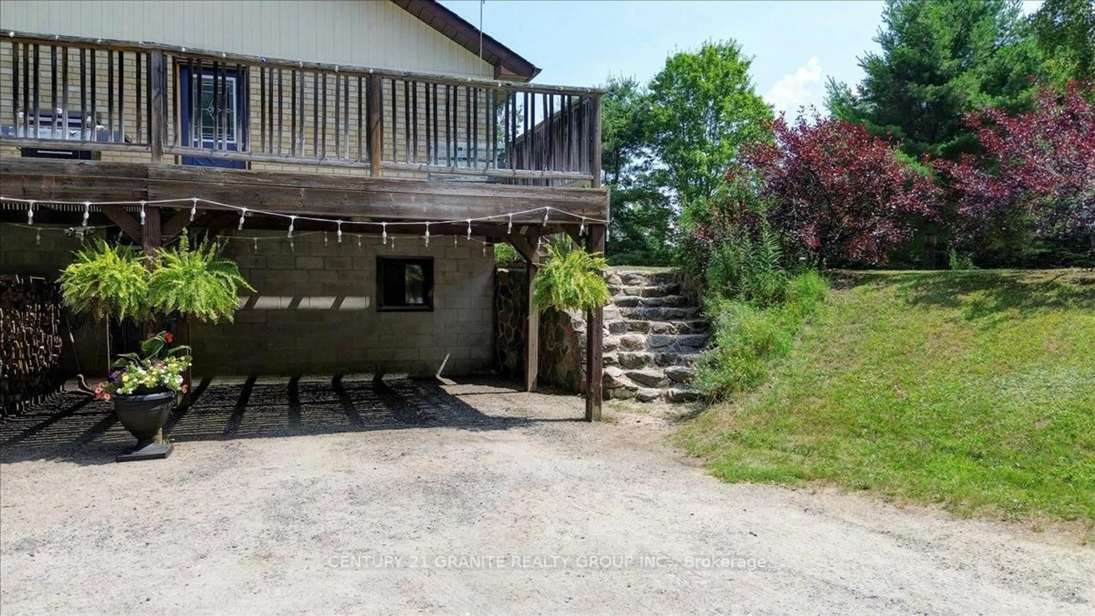 Patio, street for 34003 Hwy 28 Highway, Bancroft Ontario K0L 1C0