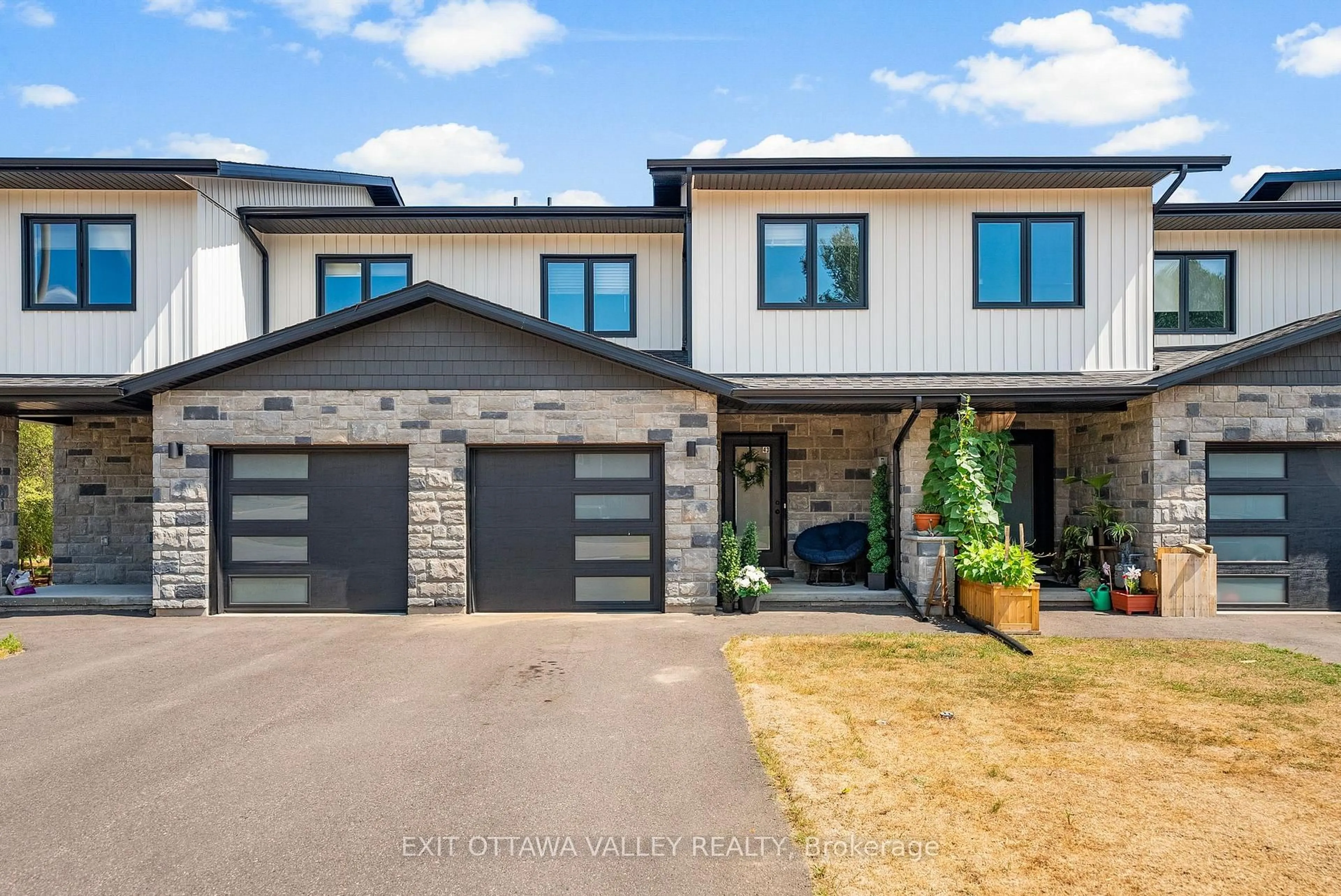 Home with brick exterior material, street for 43 Northbrook Rd, Petawawa Ontario K8H 3N5