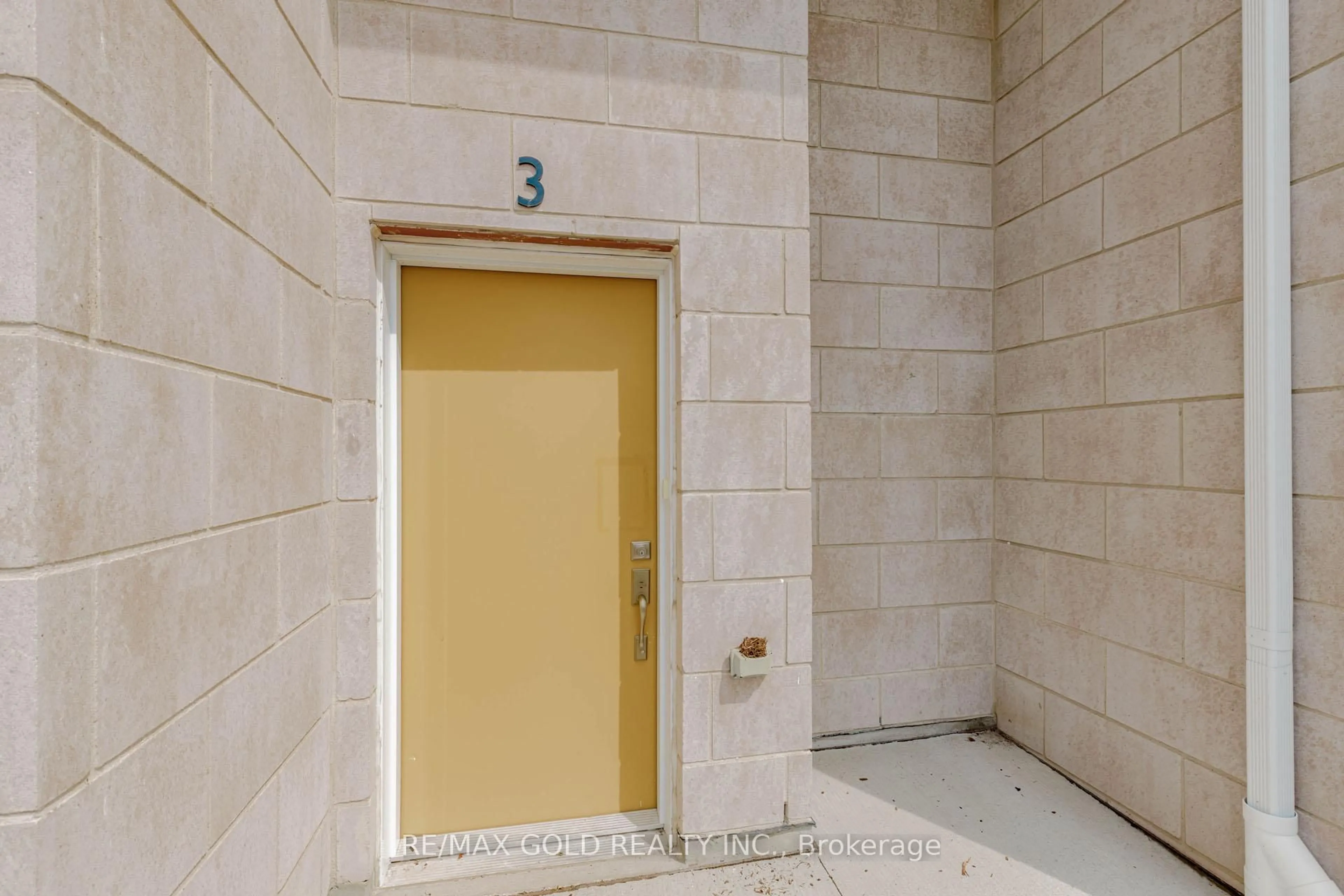 Unknown for 124 Seabrook Dr #3, Kitchener Ontario N2R 0R7