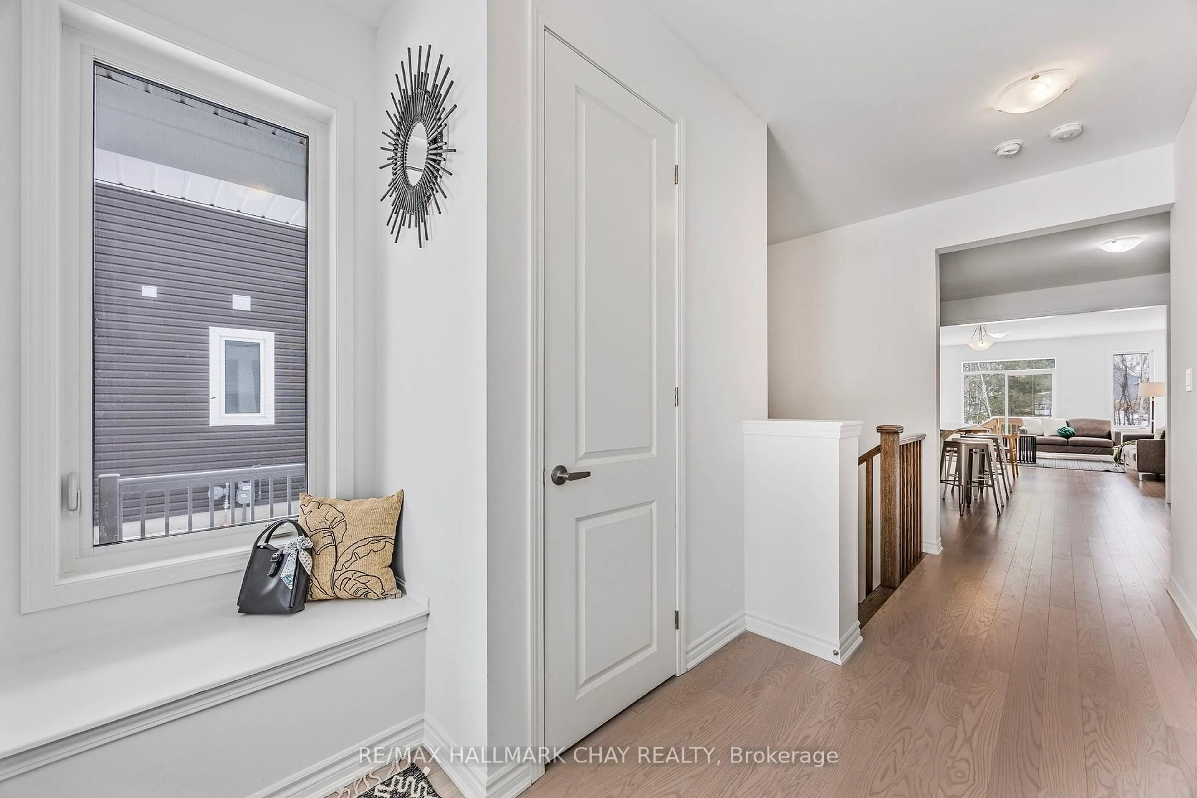Indoor entryway for 12 Dyer Cres, Bracebridge Ontario P1L 0N4