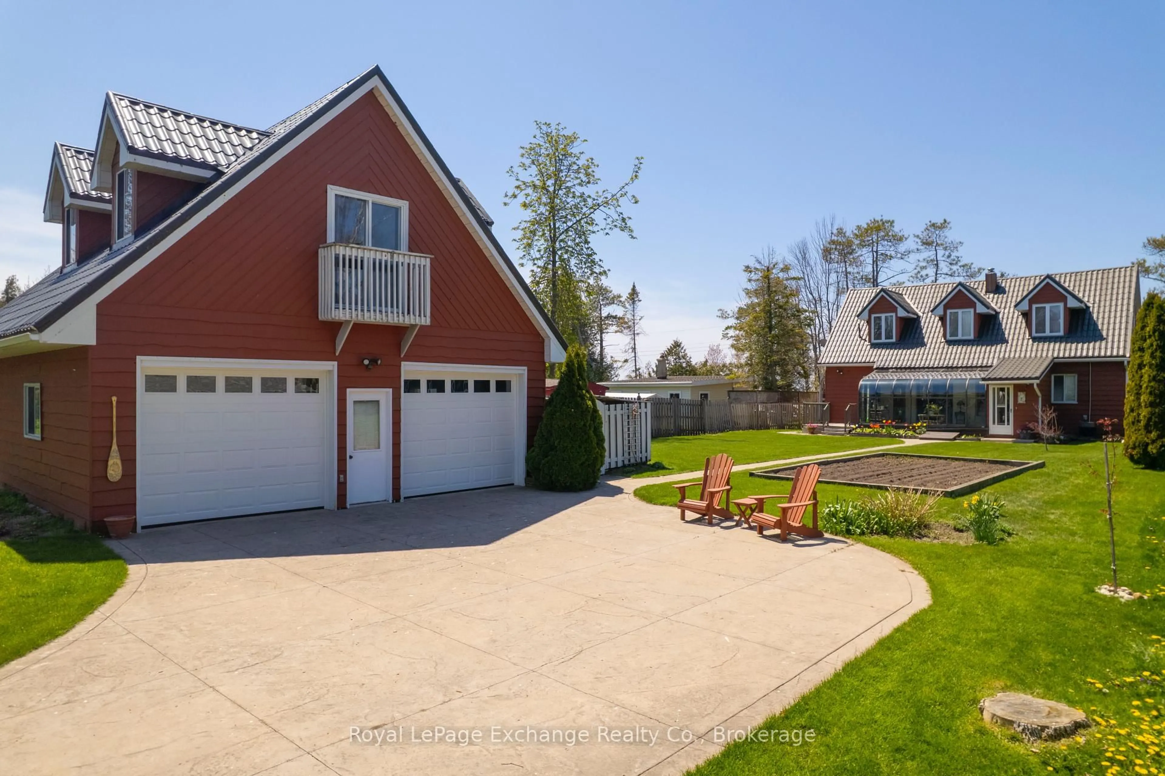 Unknown for 185 Huron Rd, Huron-Kinloss Ontario N2Z 2X3