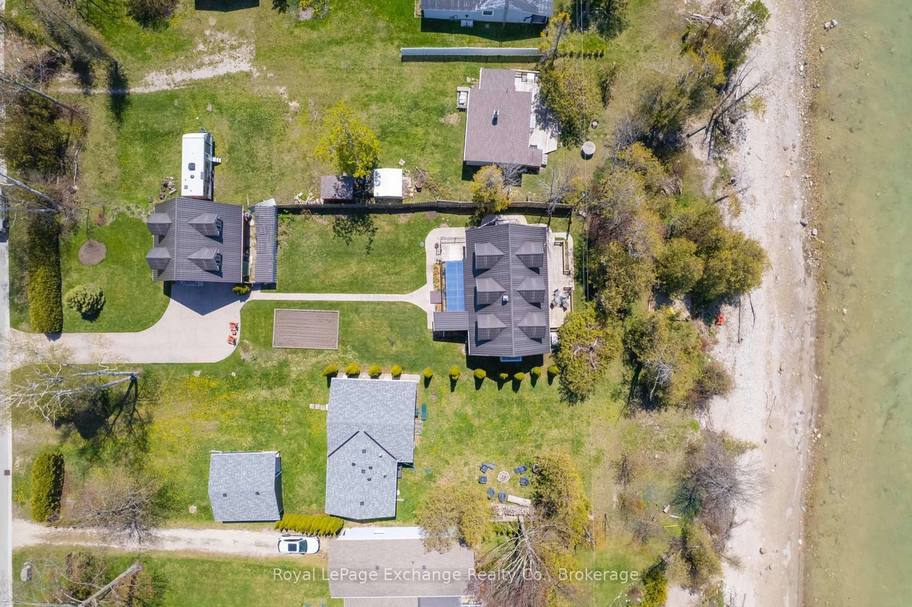 A pic from outside/outdoor area/front of a property/back of a property/a pic from drone, street for 185 Huron Rd, Huron-Kinloss Ontario N2Z 2X3