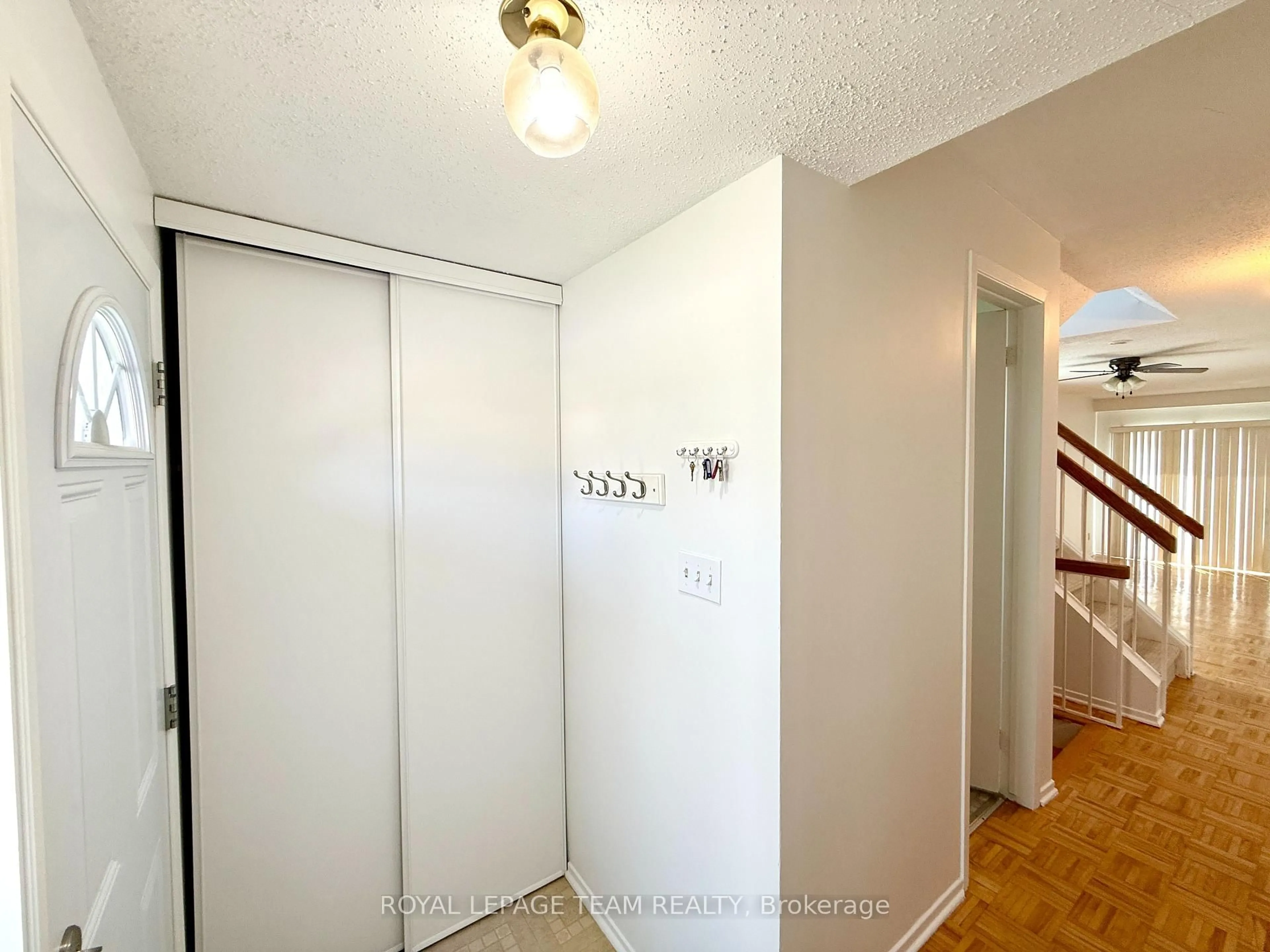 Unknown for 14 Castlebrook Lane #A, Ottawa Ontario K2G 5G4