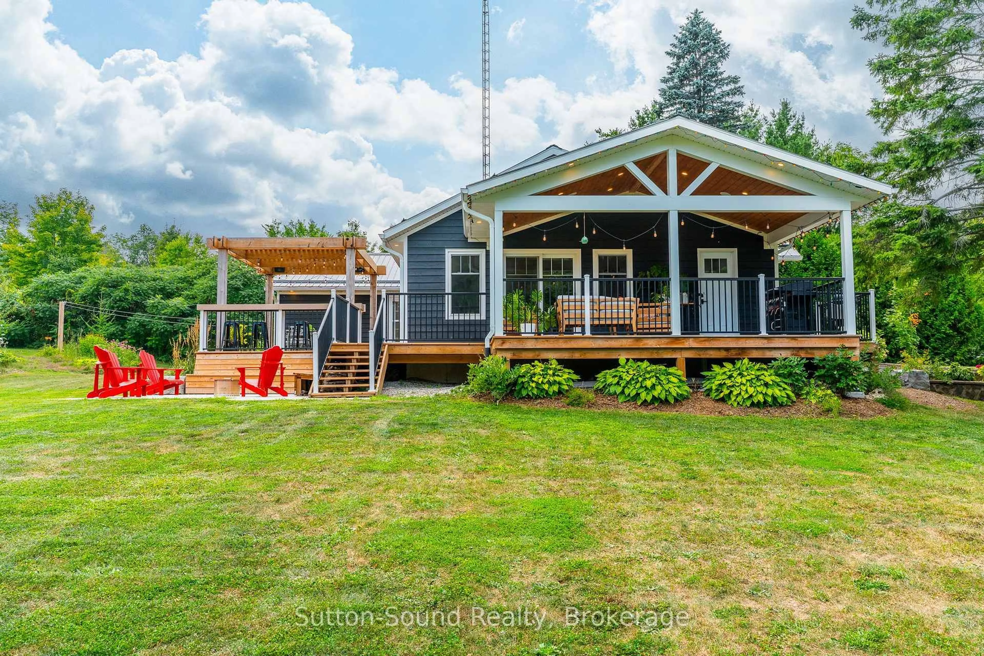 Home with vinyl exterior material, unknown for 87 Meadowland Rd, South Bruce Peninsula Ontario N0H 2T0