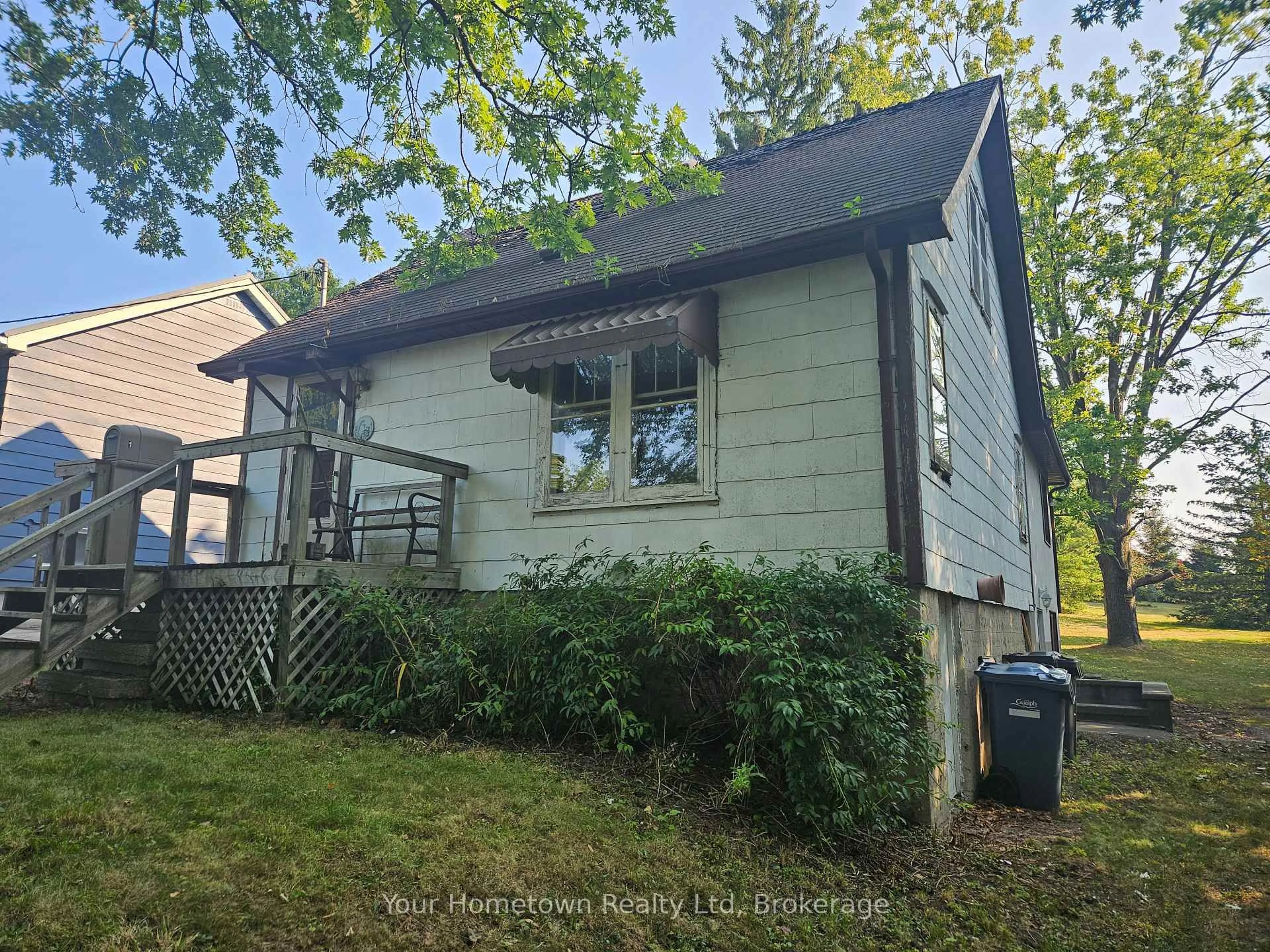 Unknown for 1 Hardy St, Guelph Ontario N1E 5G4