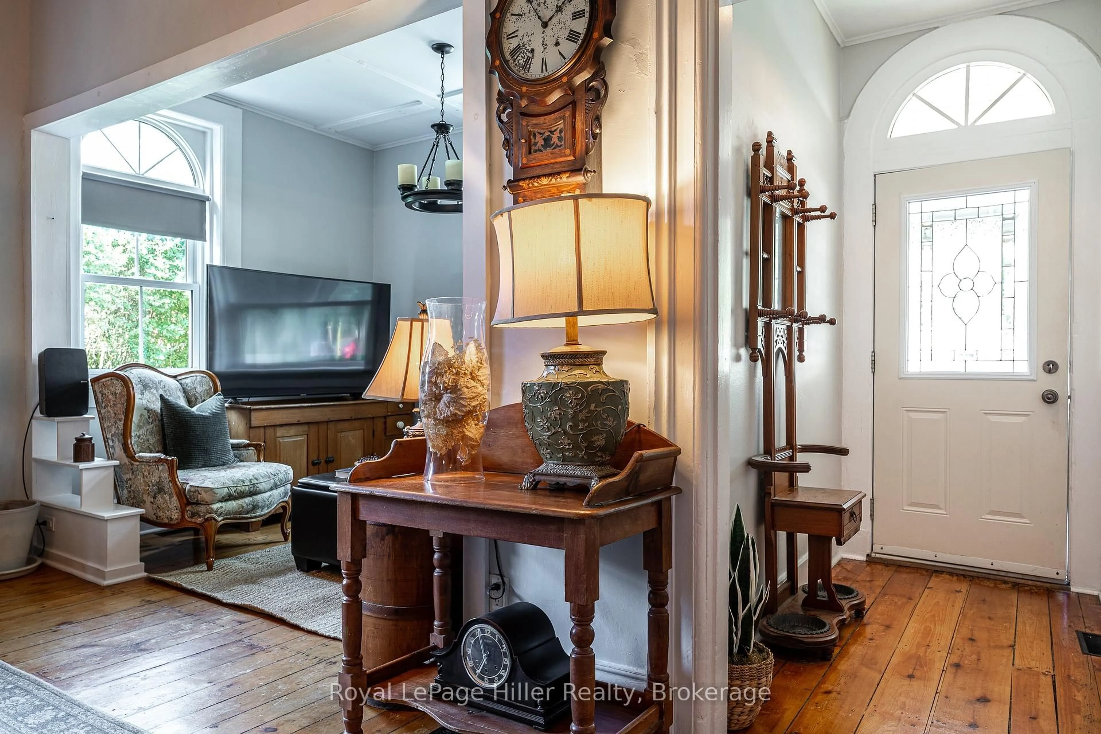 Unknown for 23 Grant St, Stratford Ontario N5A 1L5