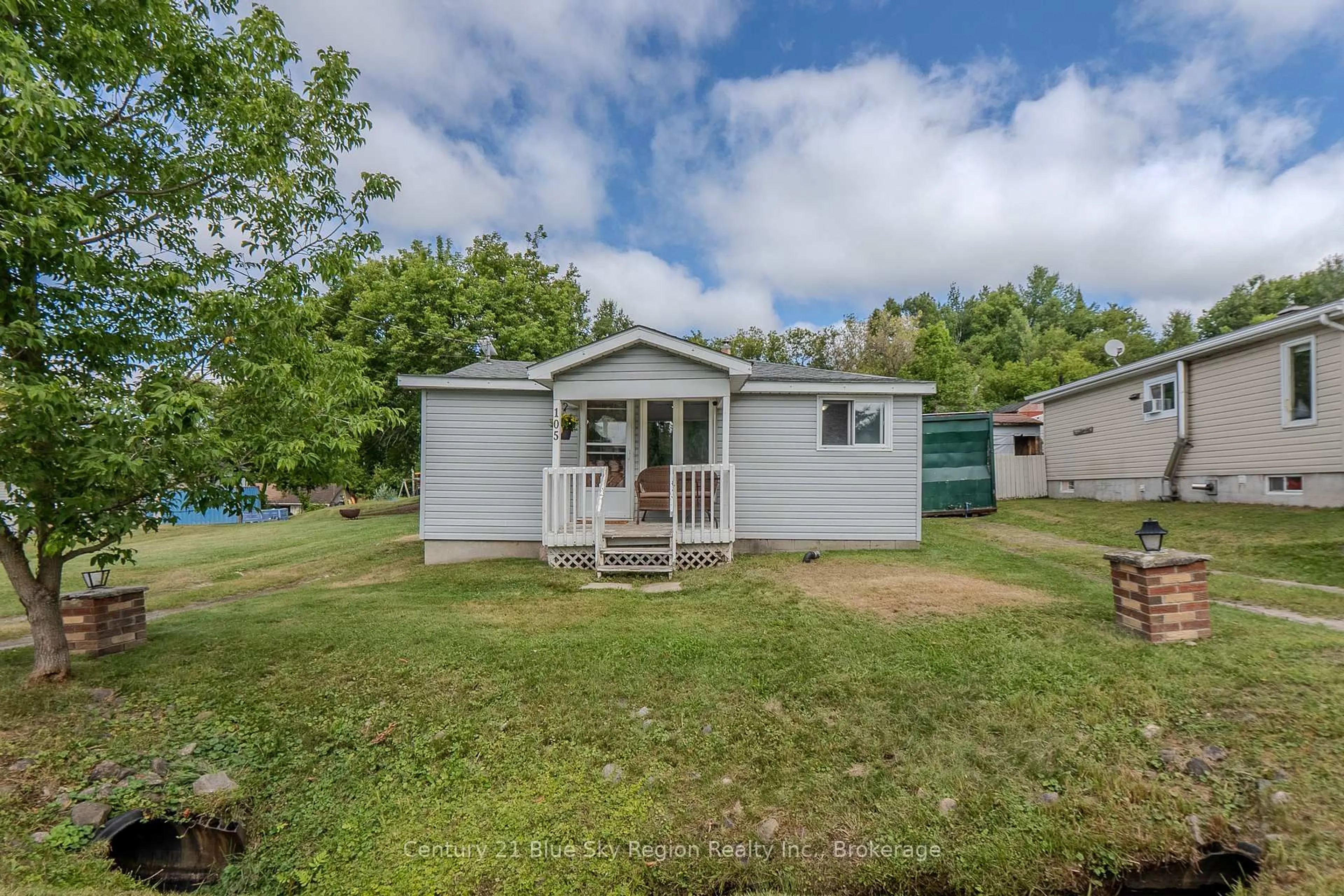 Shed for 105 Boisvert St, Bonfield Ontario P0H 1E0