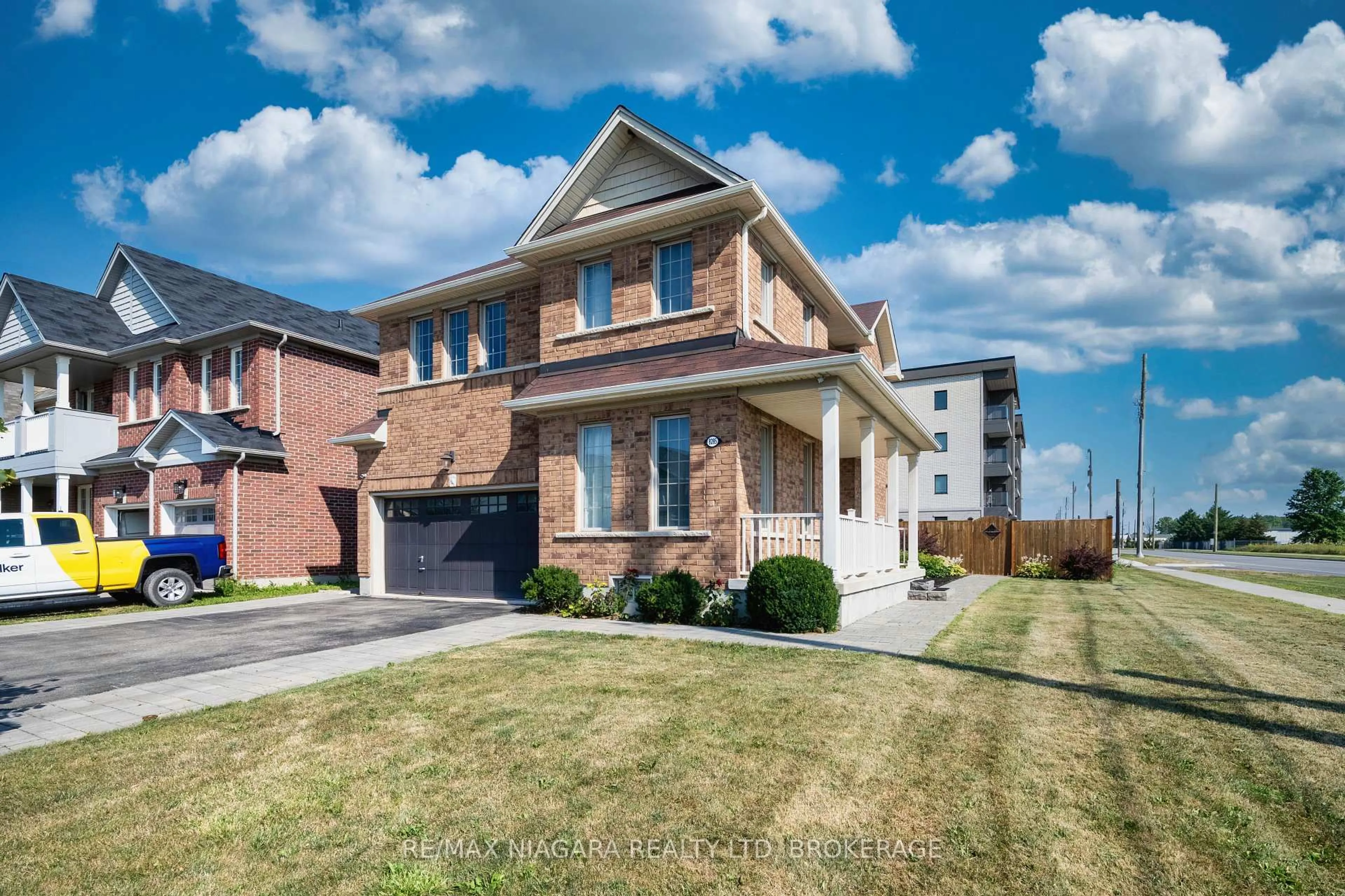 Home with brick exterior material, street for 8285 ELDERBERRY Dr, Niagara Falls Ontario L2H 0K6
