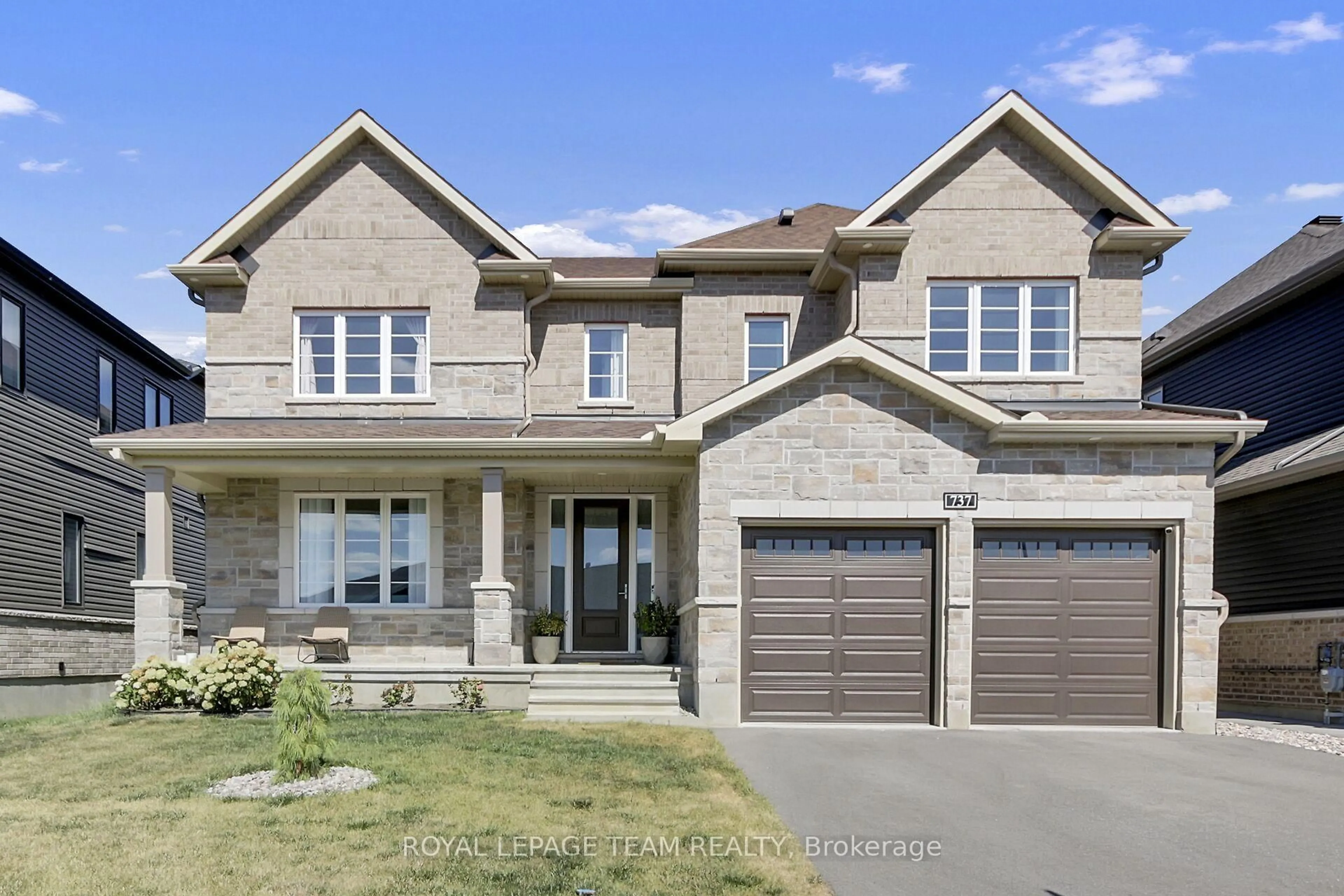 Home with brick exterior material, street for 737 Coast Circ, Manotick Ontario K4M 0N5