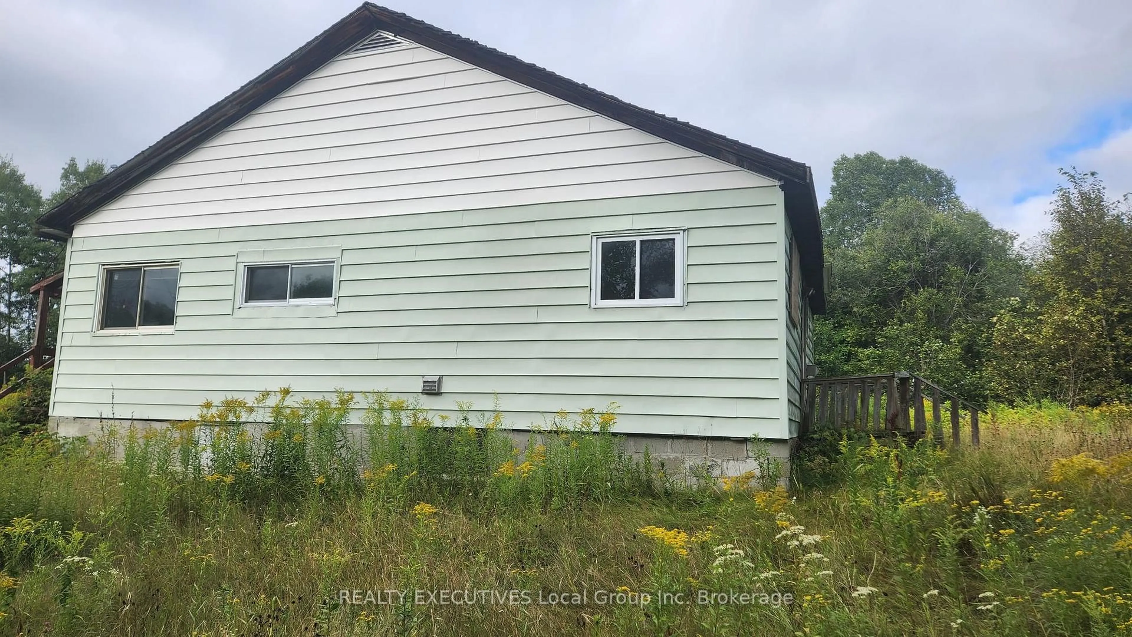 Shed for 8406 Highway 63, Unorganized Townships Ontario P1B 8G4