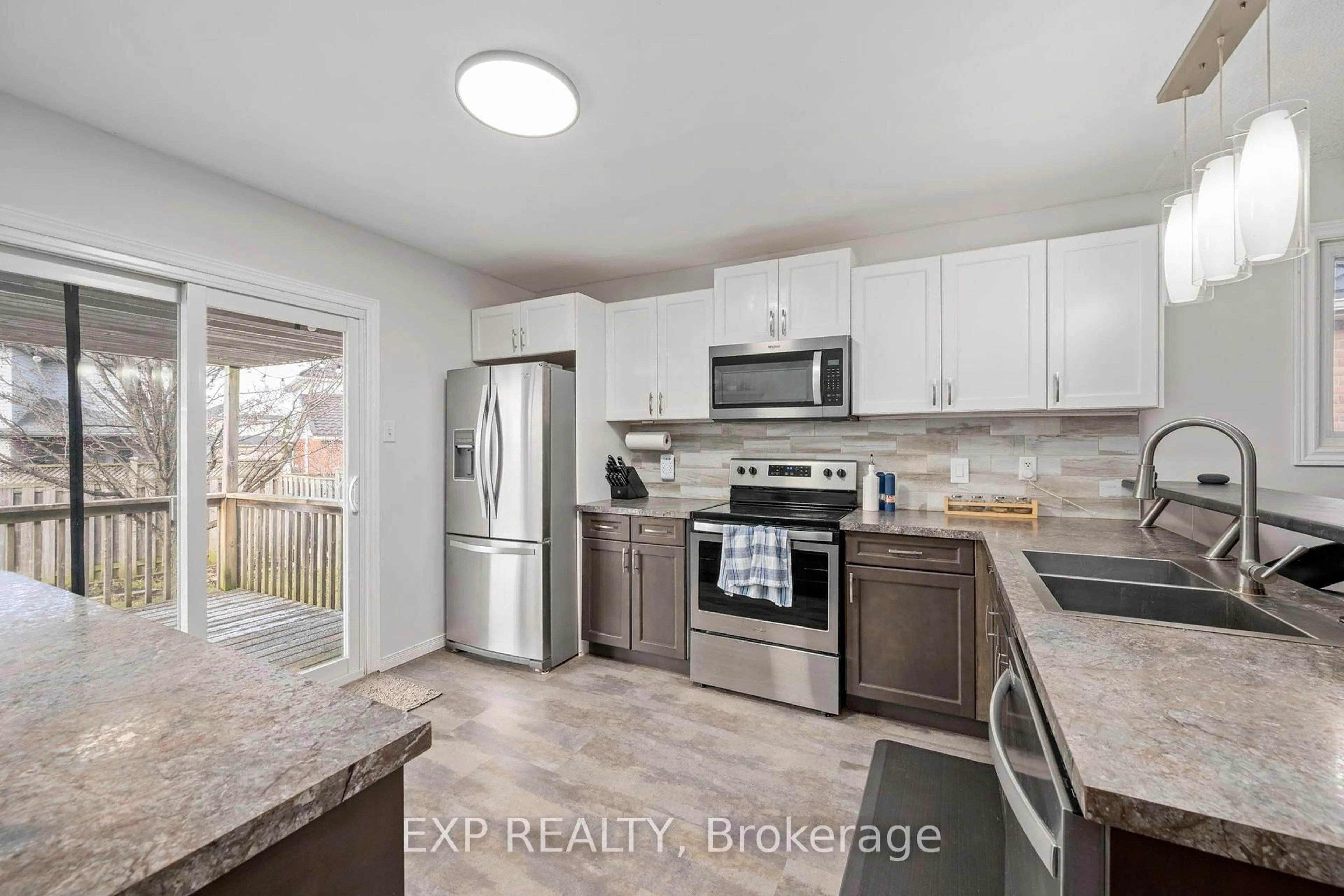 Open concept kitchen, ceramic/tile floor for 1852 BLOOM Cres, London North Ontario N5X 4N2