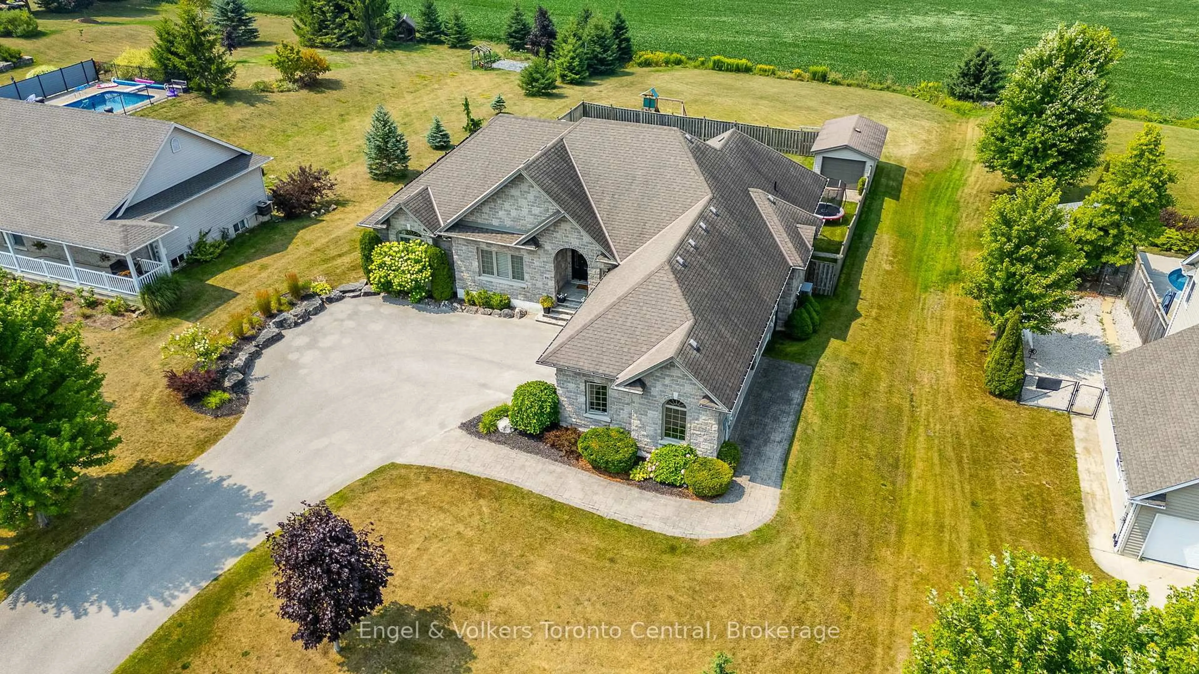 A pic from outside/outdoor area/front of a property/back of a property/a pic from drone, water/lake/river/ocean view for 96 HEATHER LYNN Blvd, Arran-Elderslie Ontario N0H 2N0