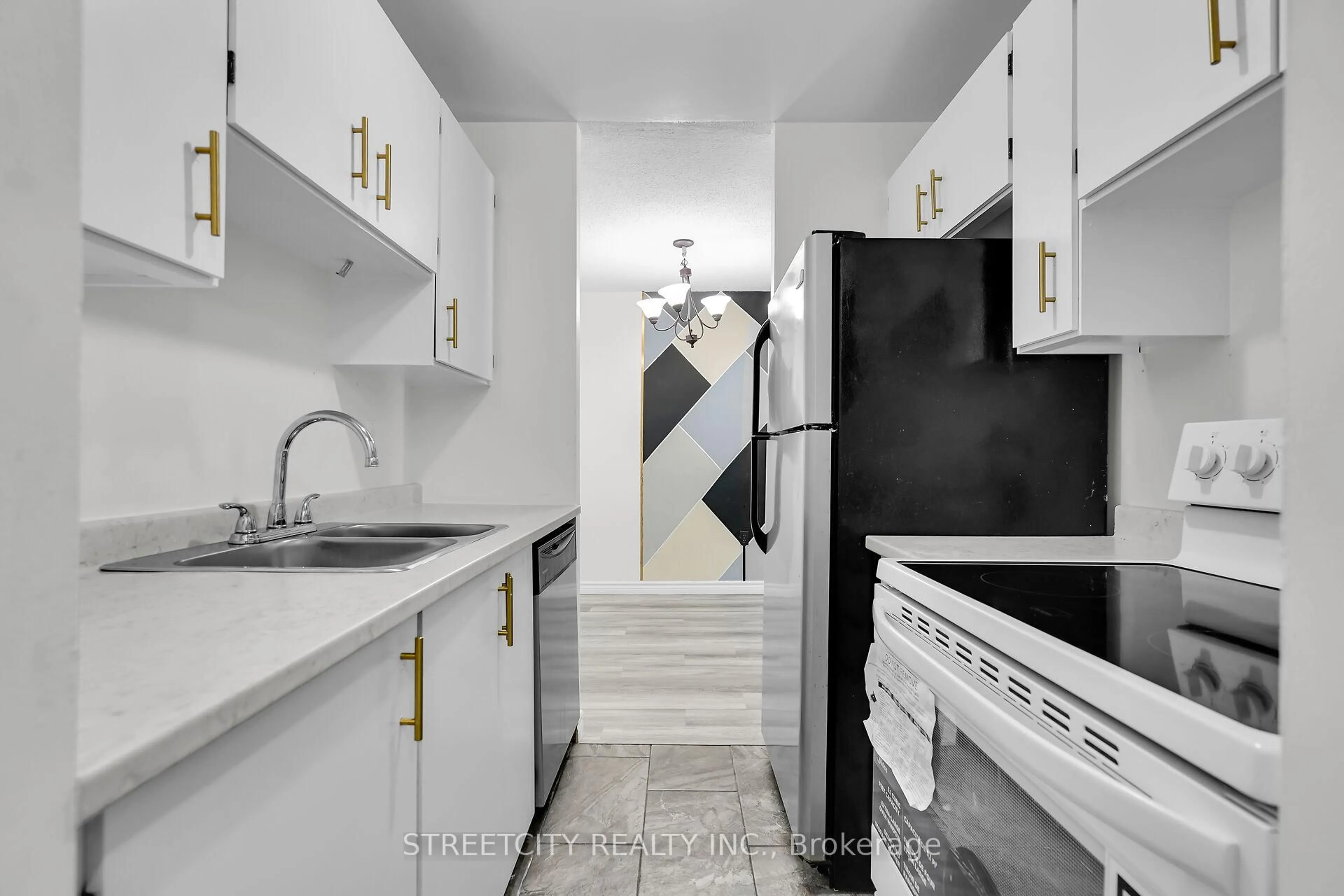Standard kitchen, unknown for 1590 ERNEST Ave #206, London South Ontario N6E 2V4