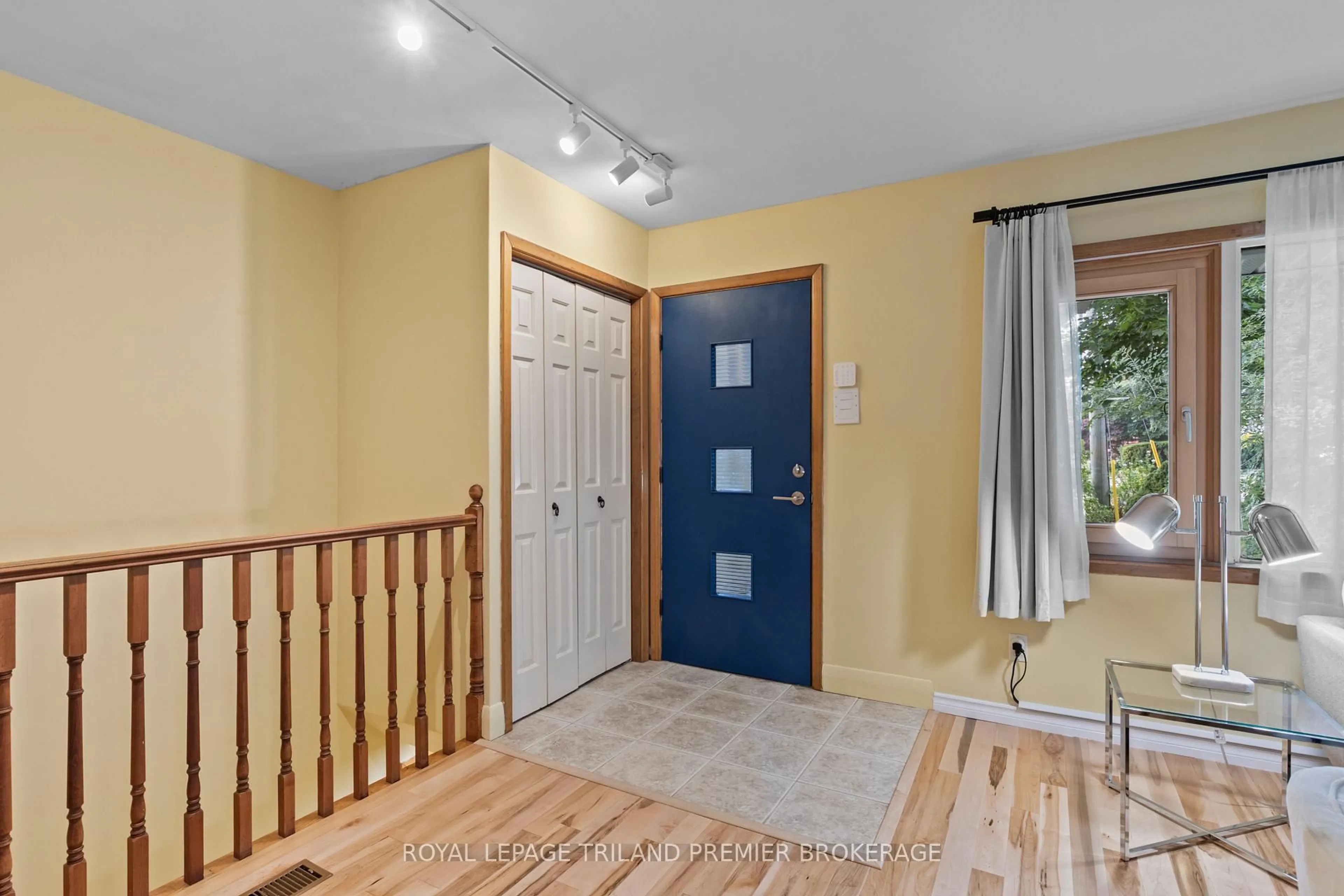 Indoor entryway for 28 Elworthy Ave, London South Ontario N6C 2M2