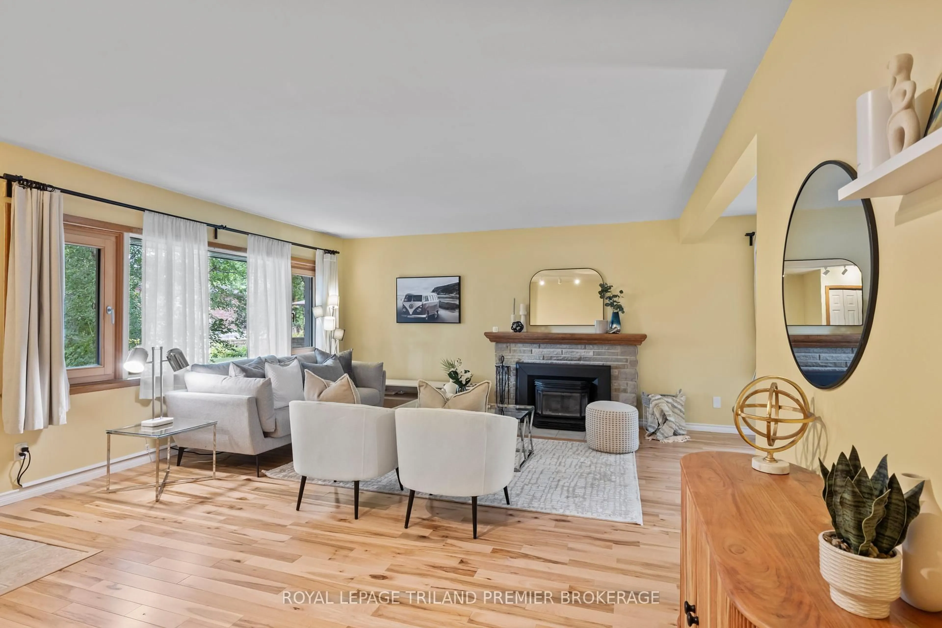 Living room with furniture, unknown for 28 Elworthy Ave, London South Ontario N6C 2M2