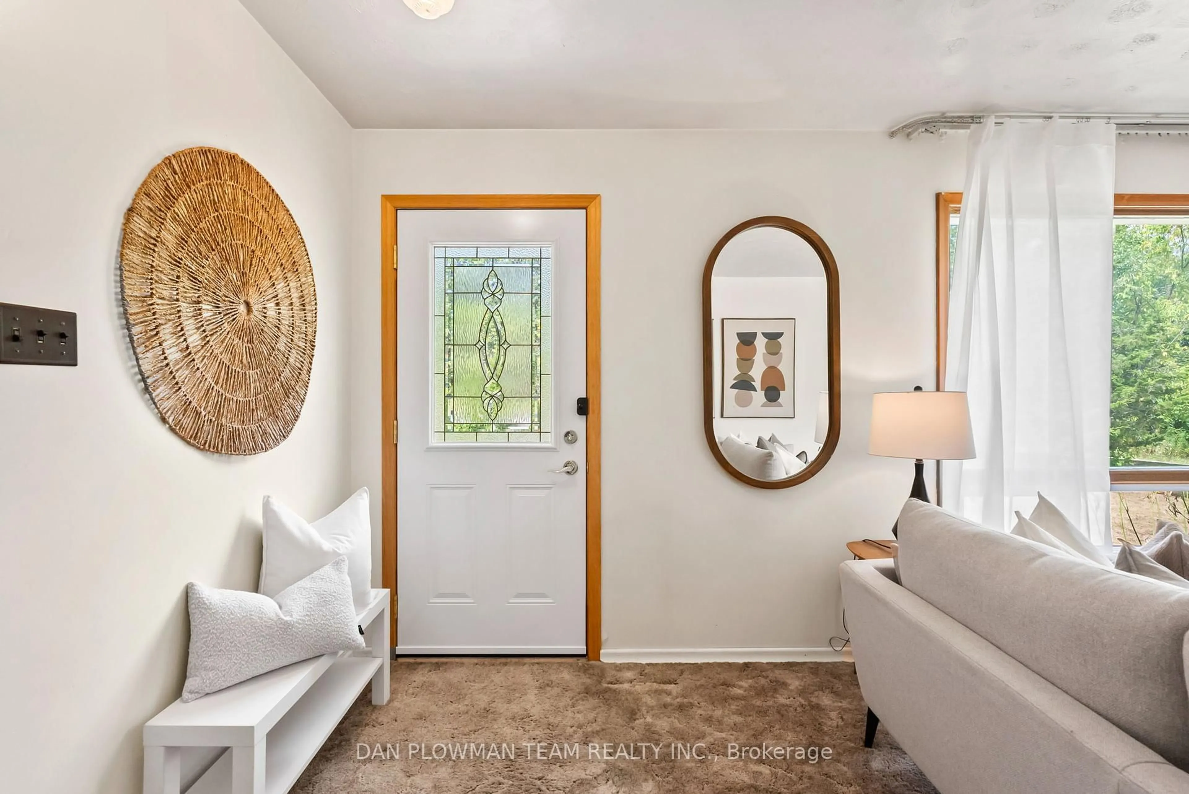 Indoor entryway for 57 O'Brien Rd, Otonabee-South Monaghan Ontario K9J 6X7
