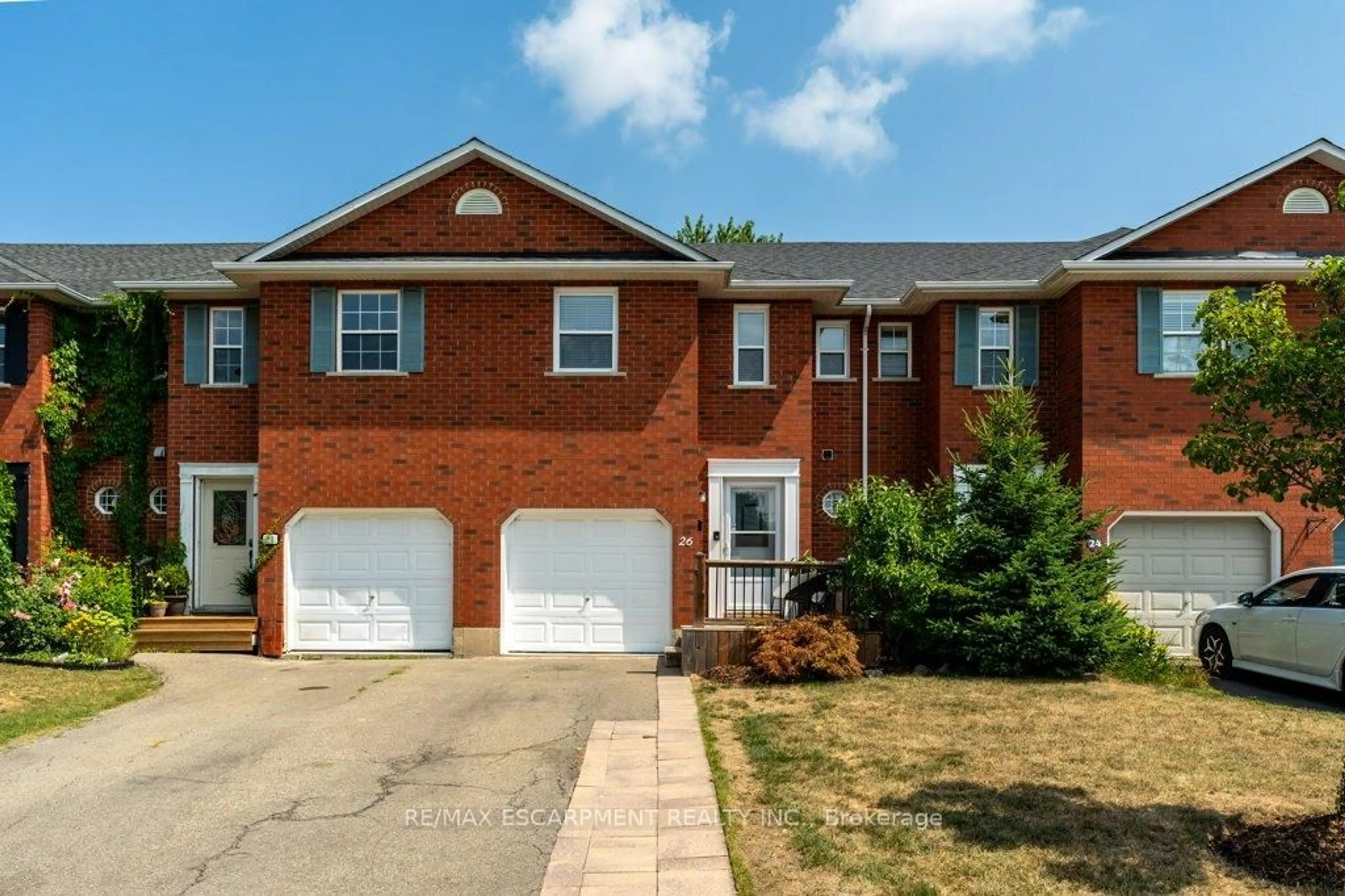 Home with brick exterior material, street for 26 Swayze Crt, West Lincoln Ontario L0R 2A0