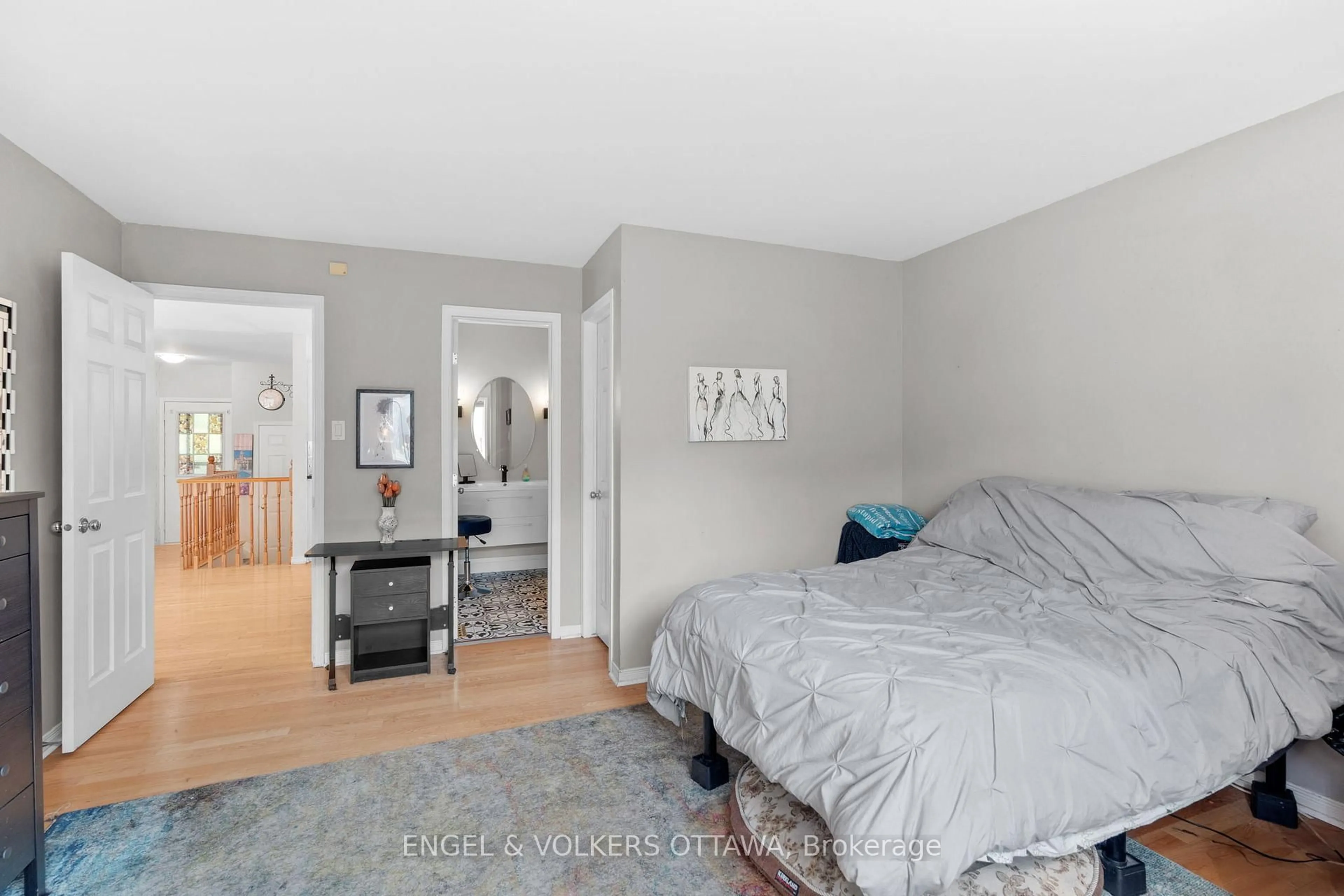 Unknown for 128 Grandpark Circ, Ottawa Ontario K1G 6R5